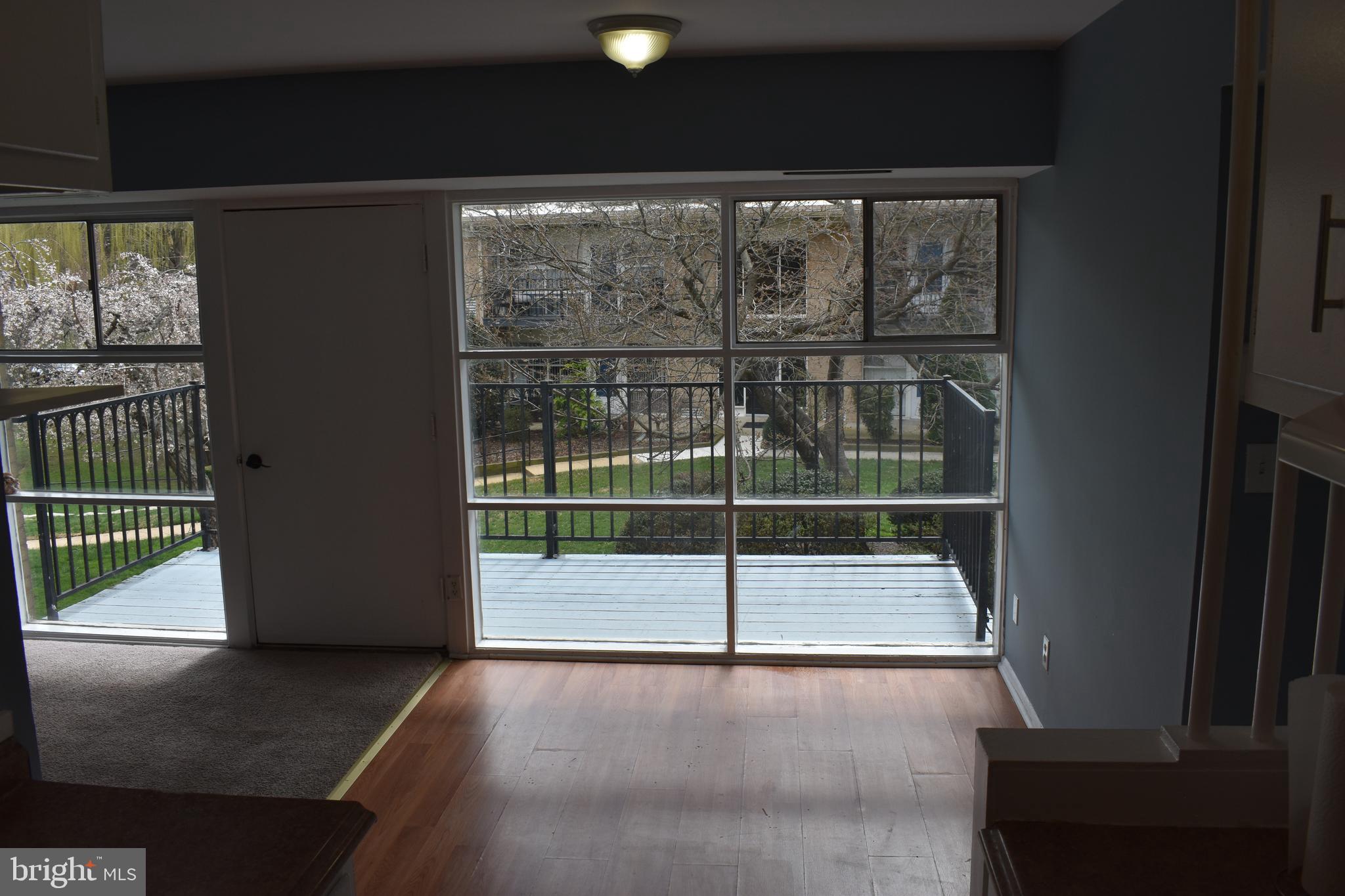 FAIRFAX HERITAGE - Residential