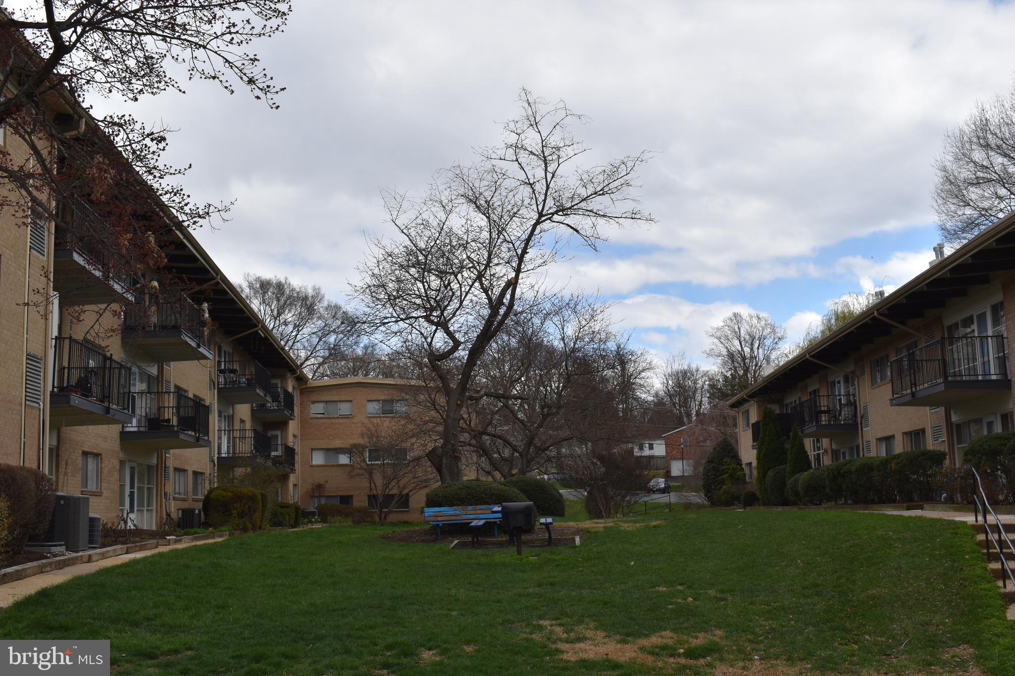 FAIRFAX HERITAGE - Residential