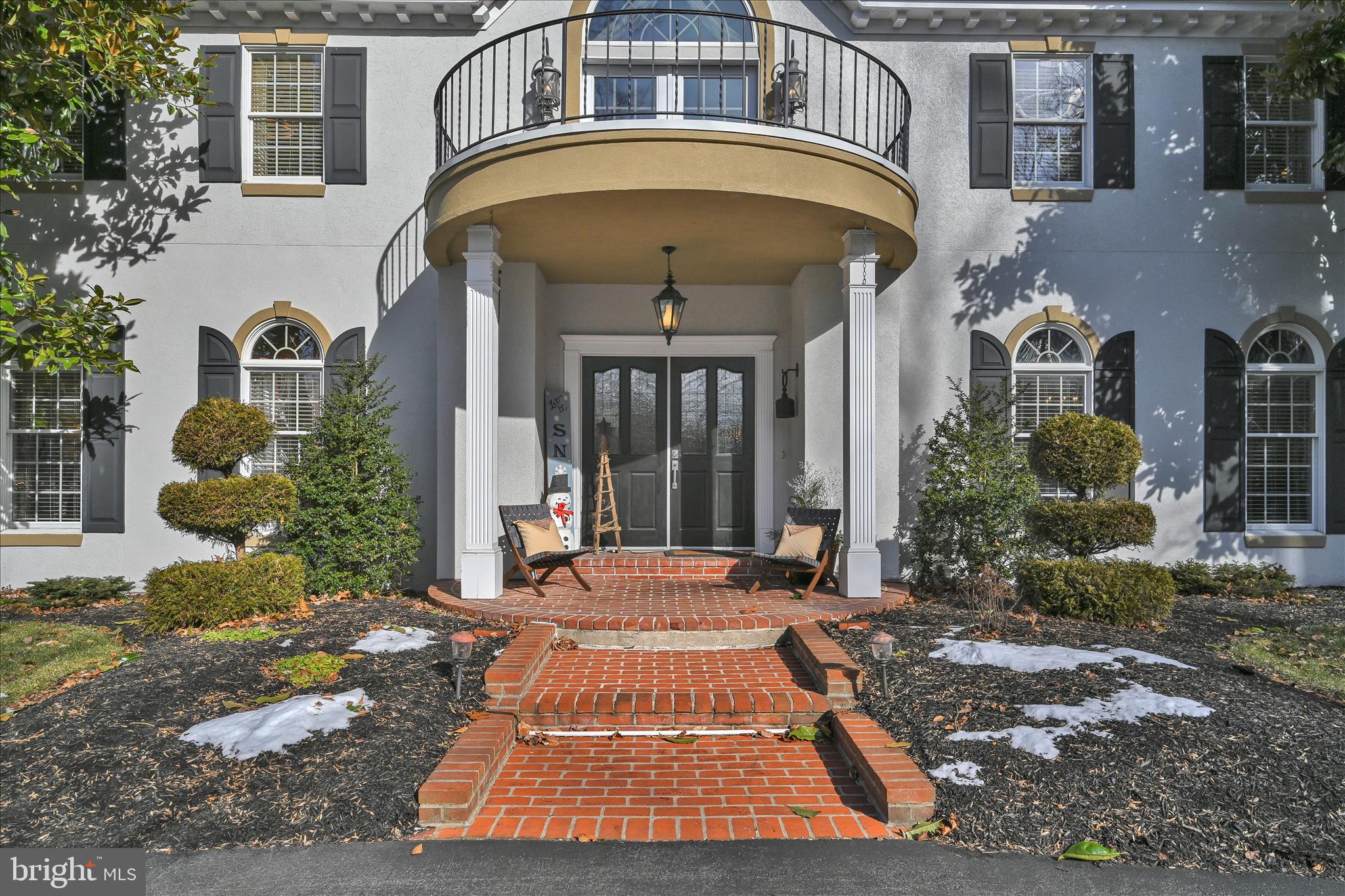 TIMBER VILLA - Residential