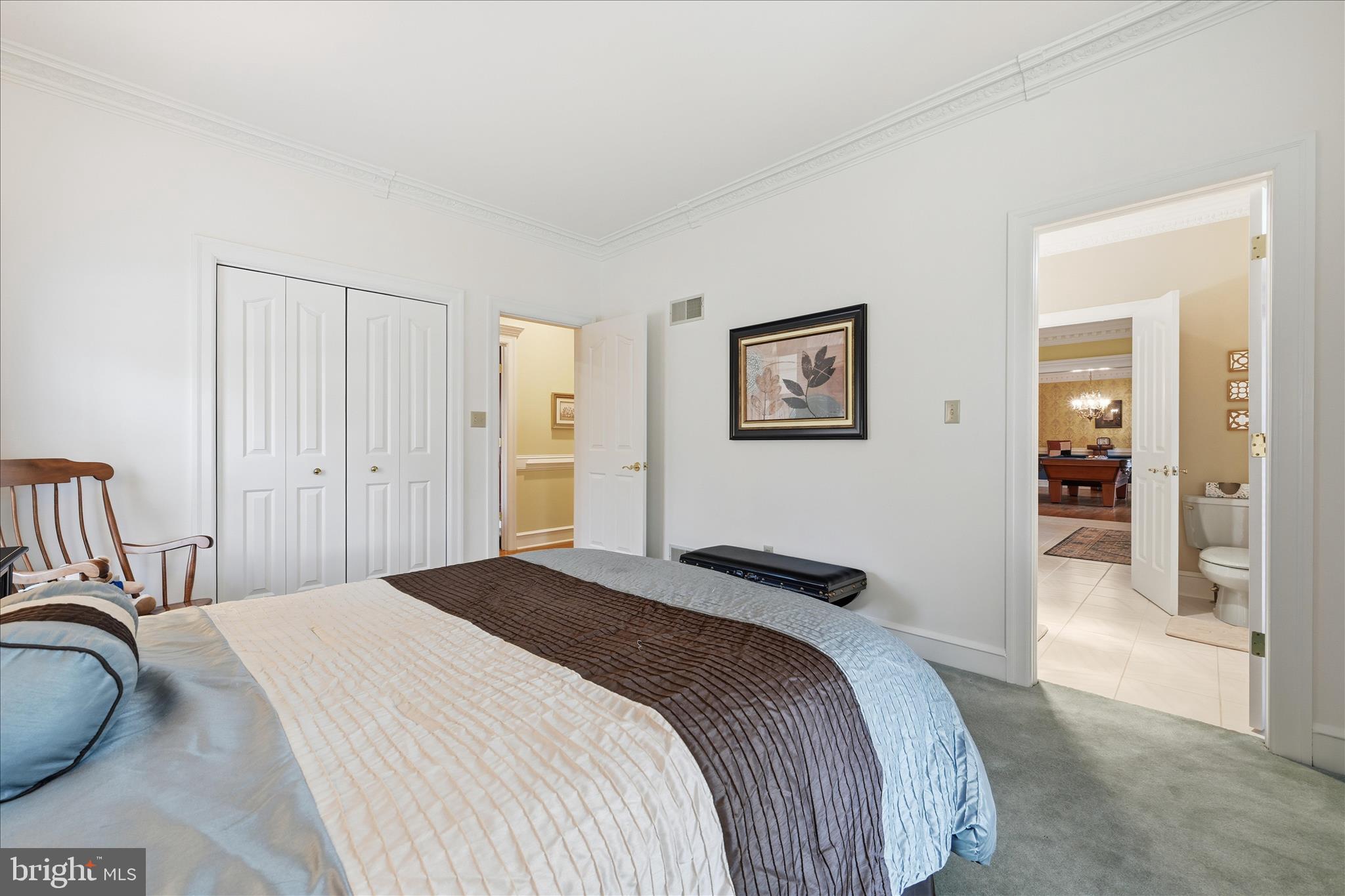 TIMBER VILLA - Residential