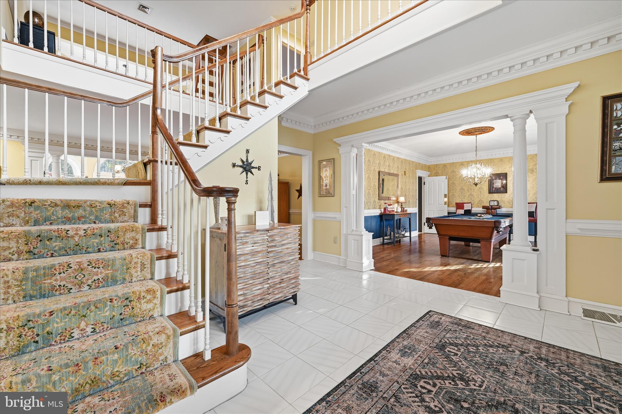 TIMBER VILLA - Residential