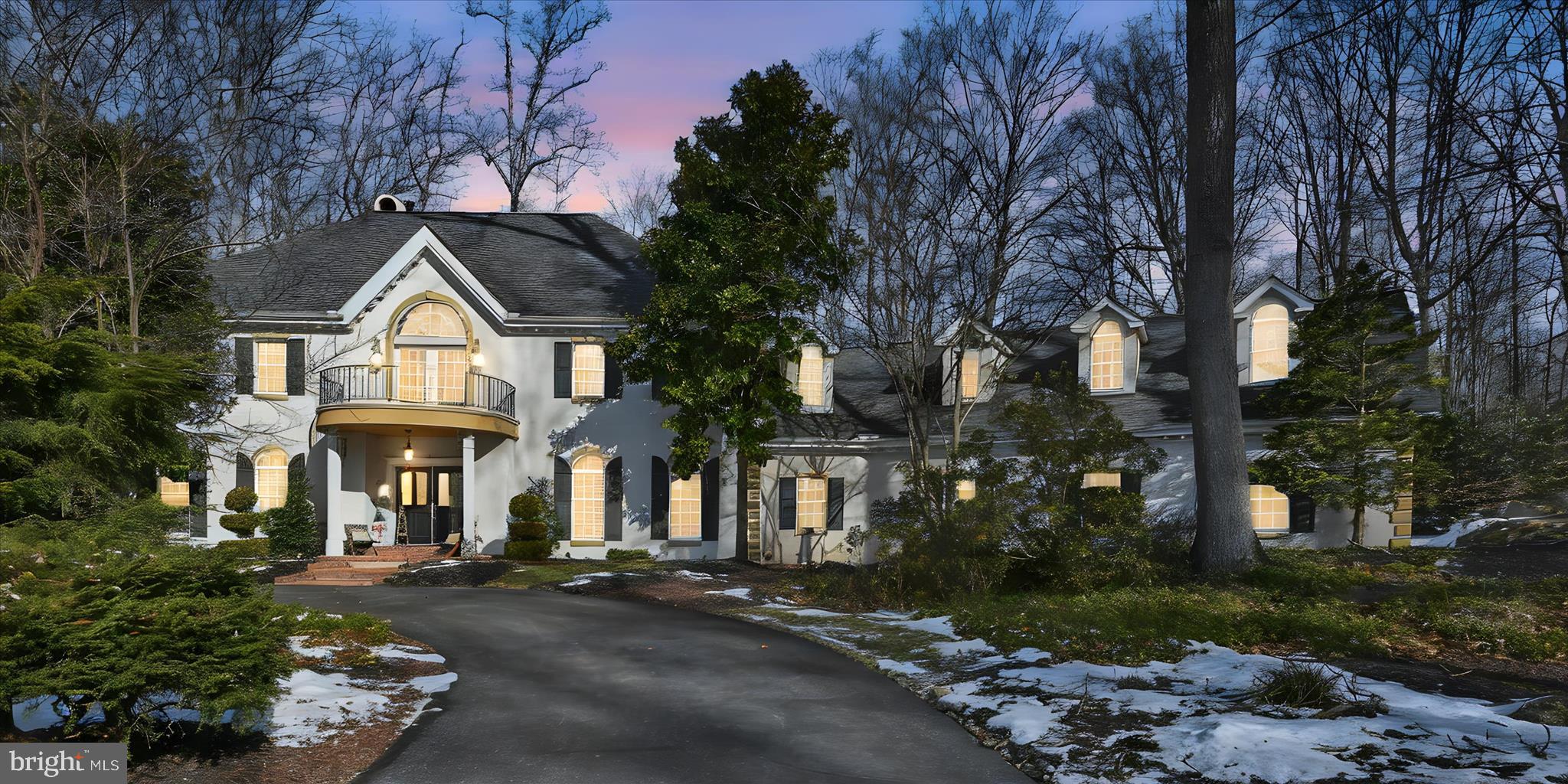 TIMBER VILLA - Residential