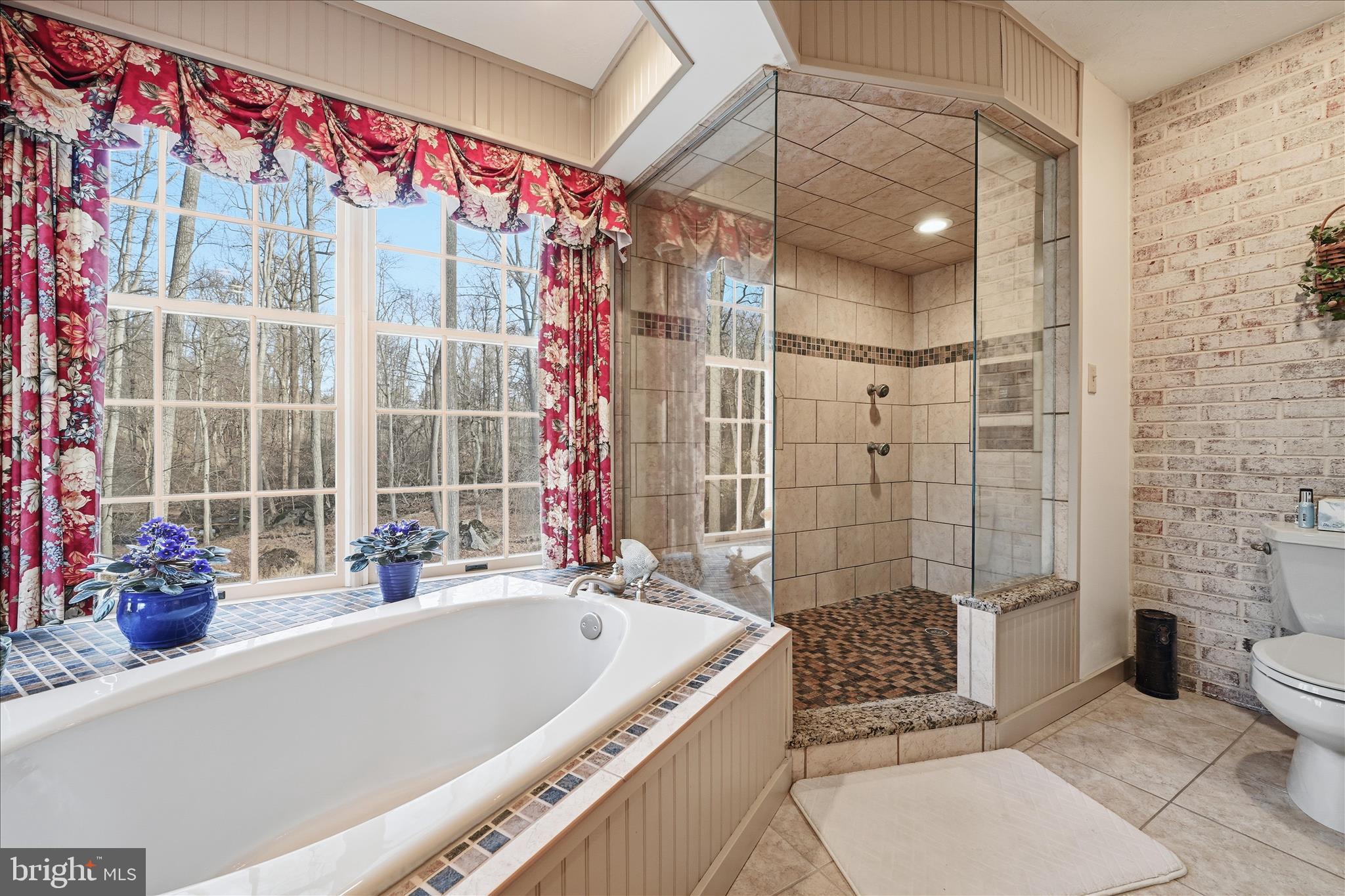 TIMBER VILLA - Residential