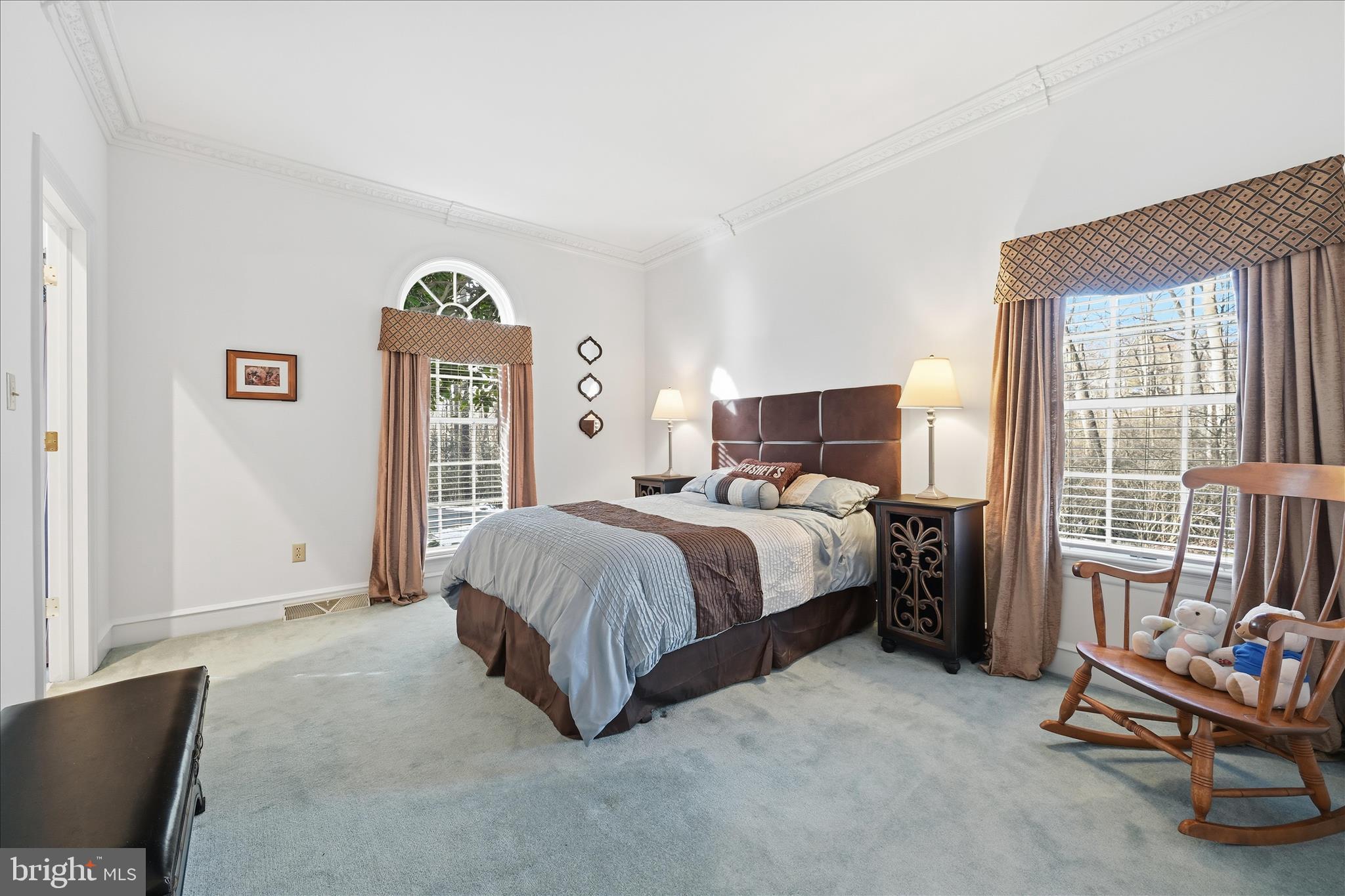 TIMBER VILLA - Residential