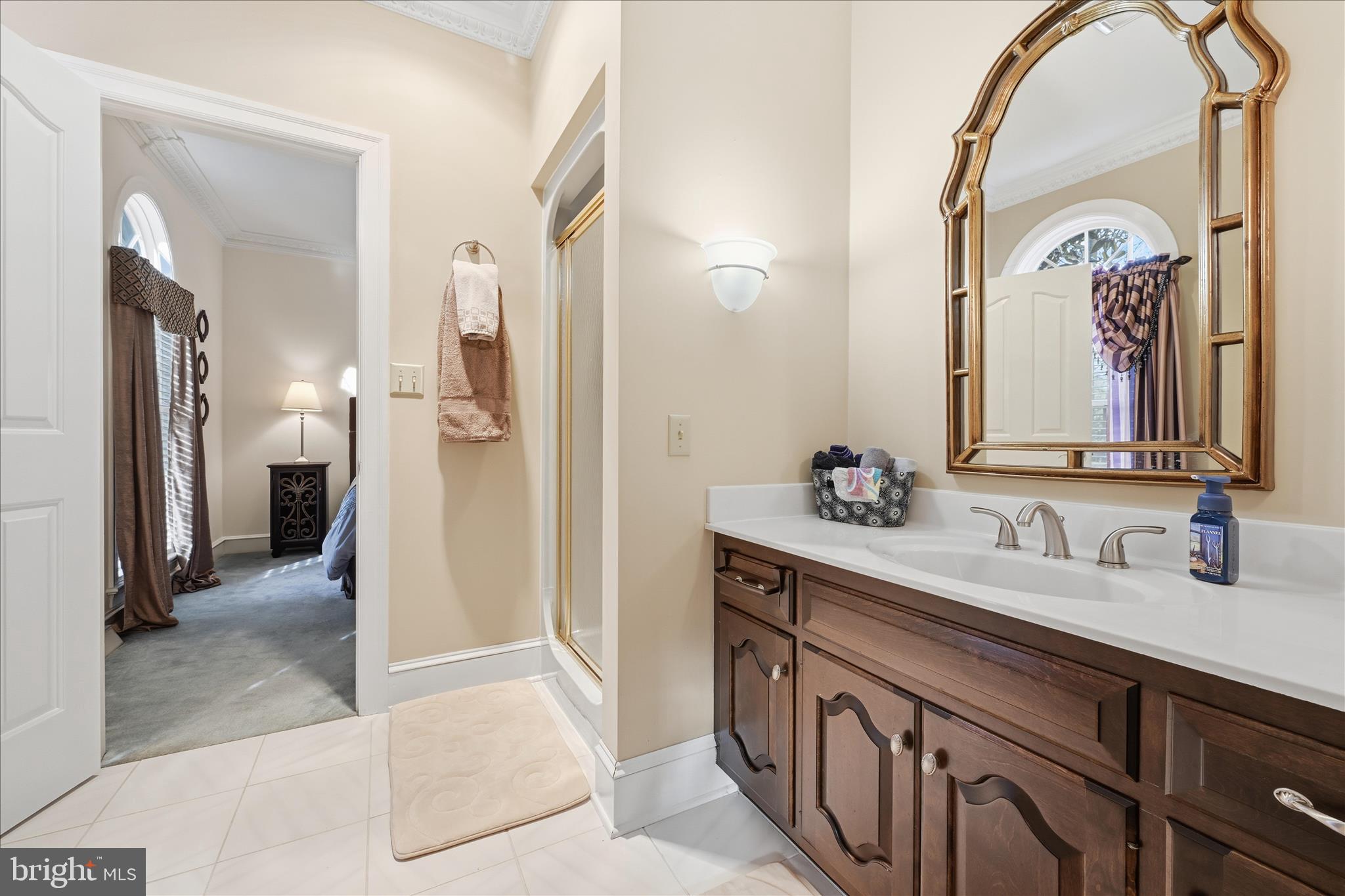 TIMBER VILLA - Residential