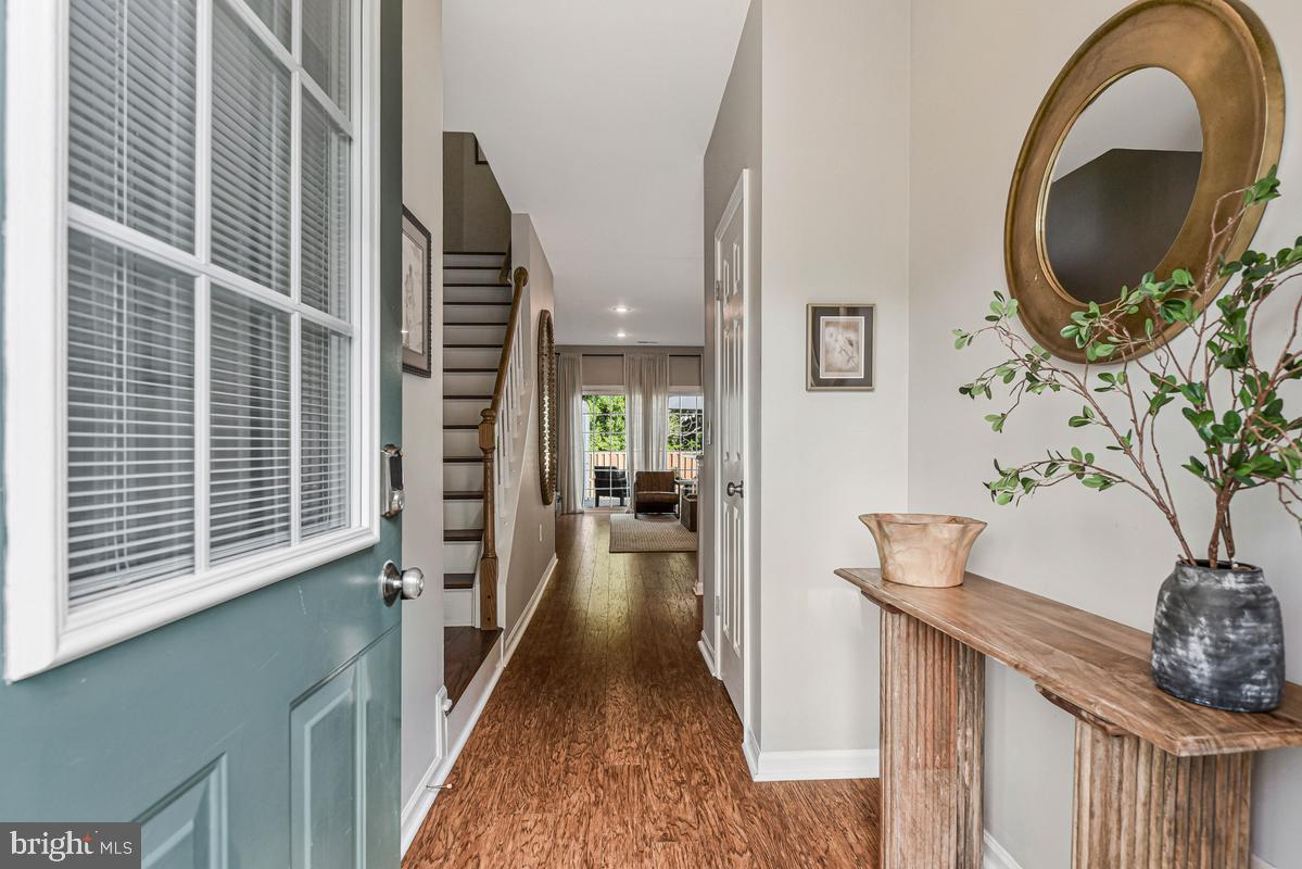7108 WESTFIELD COURT