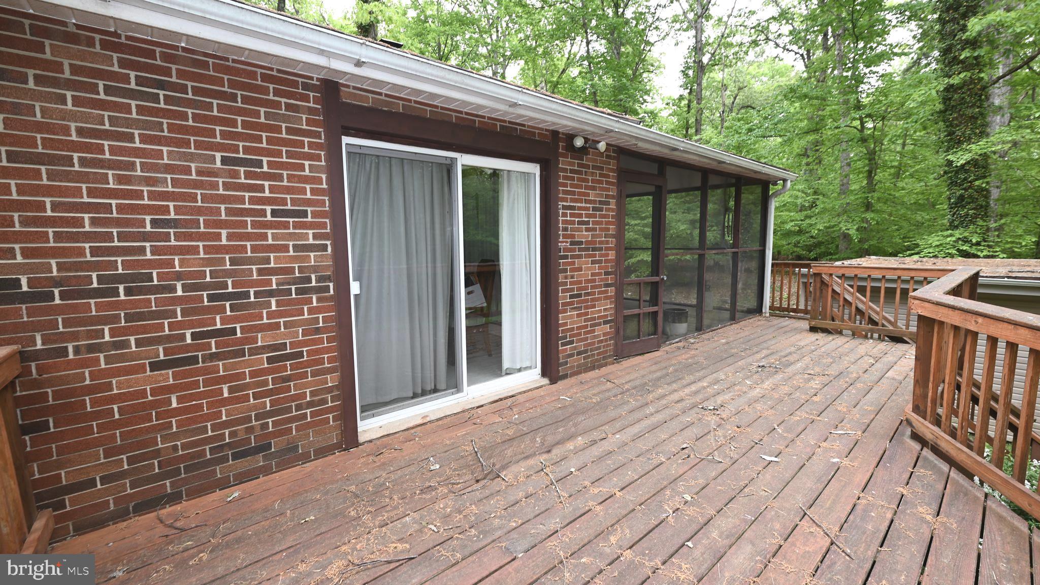 PLEASANT ACRES - Residential