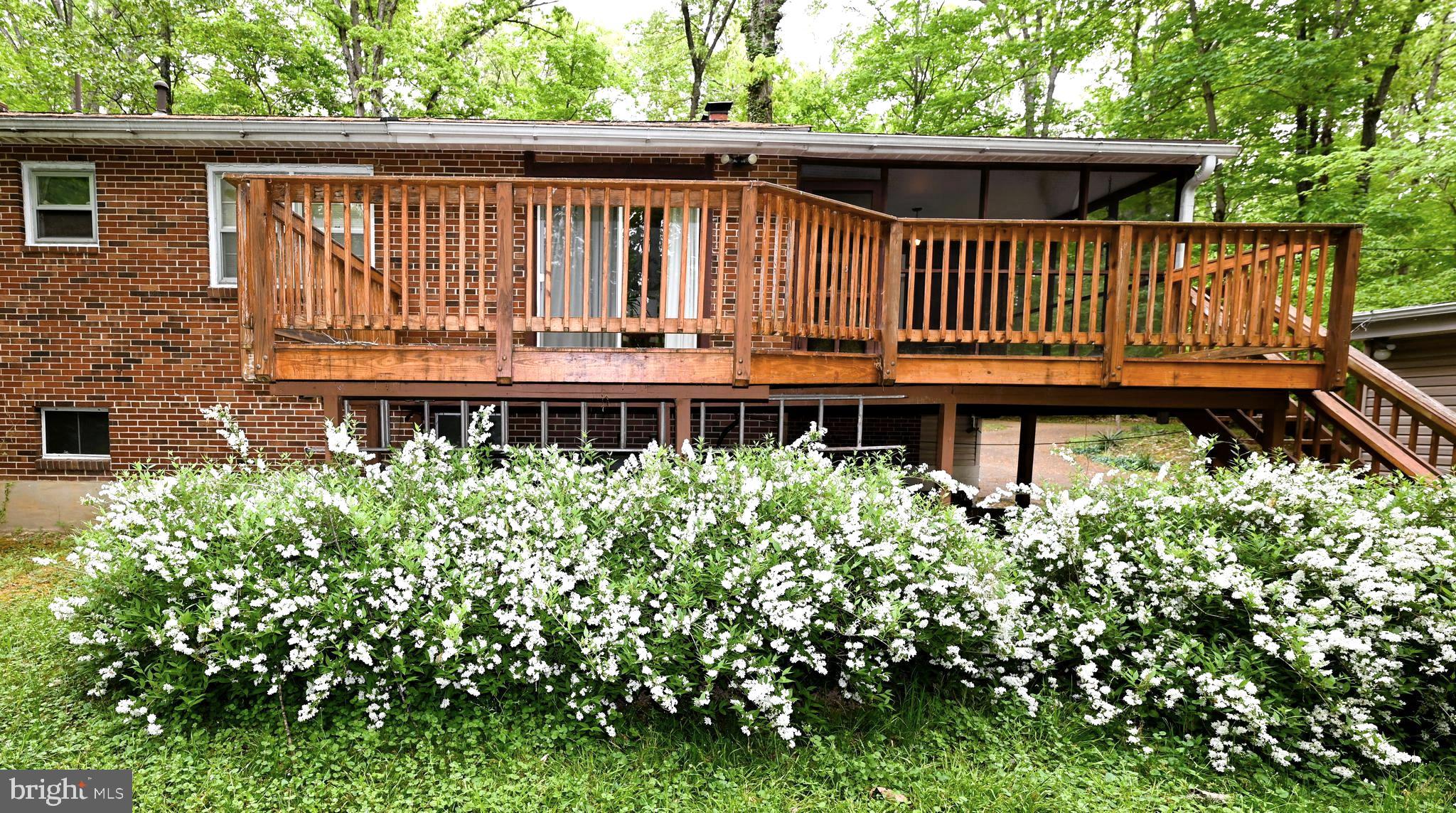 PLEASANT ACRES - Residential
