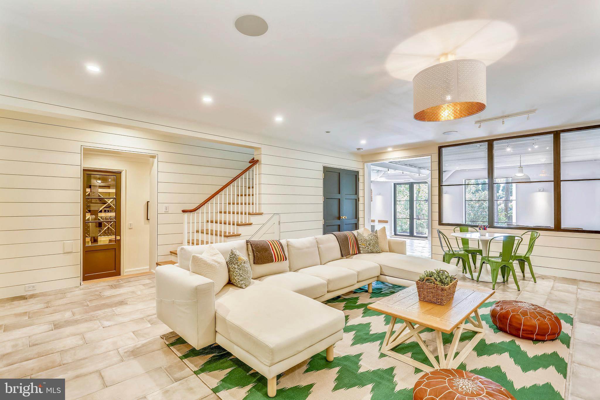 KENWOOD - Residential