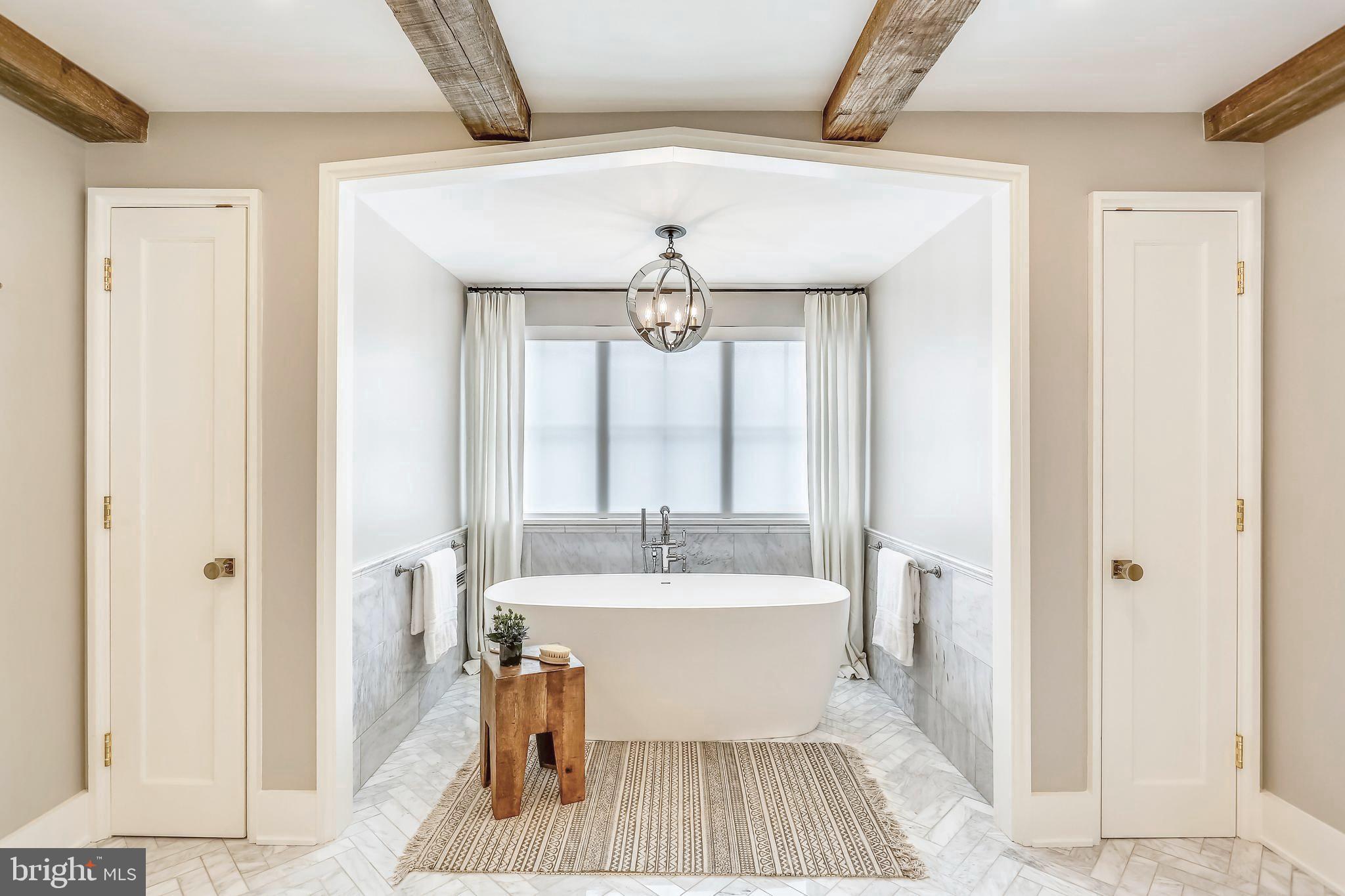 KENWOOD - Residential