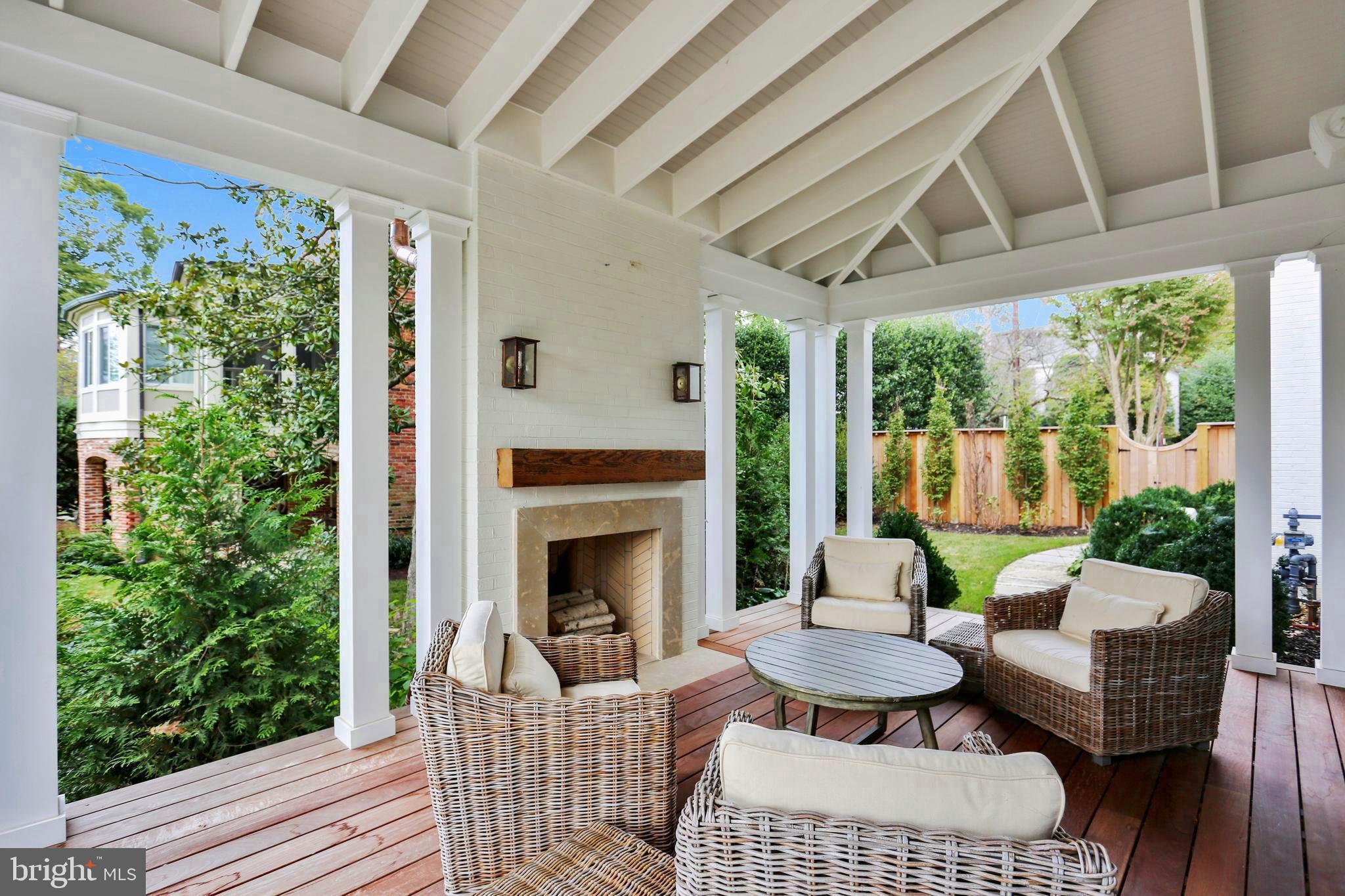 KENWOOD - Residential