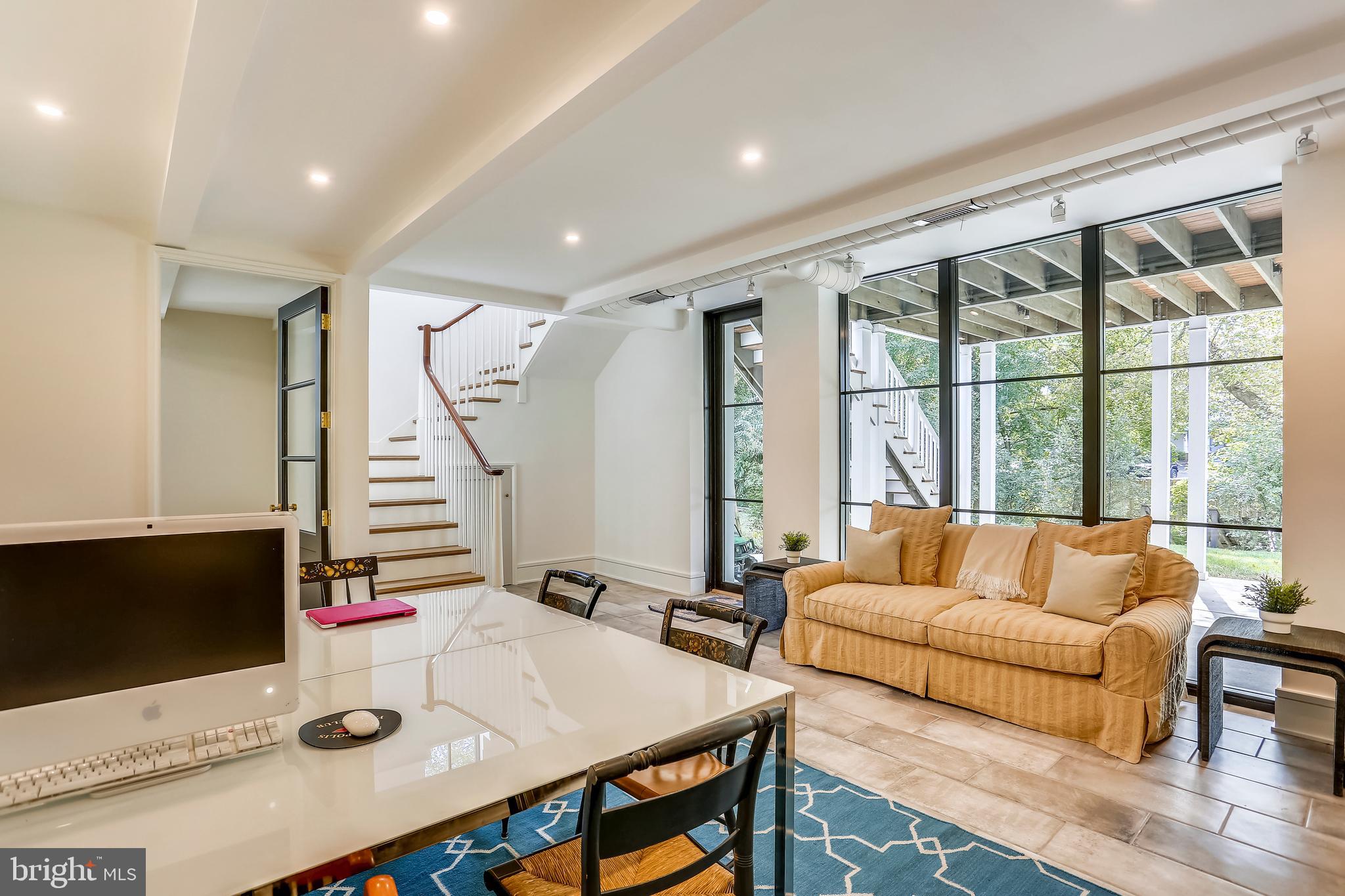 KENWOOD - Residential