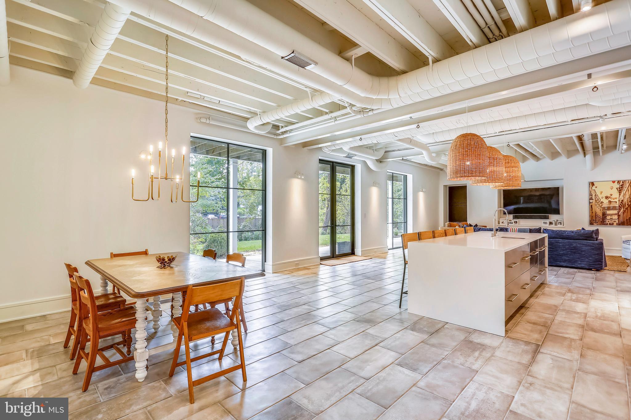 KENWOOD - Residential