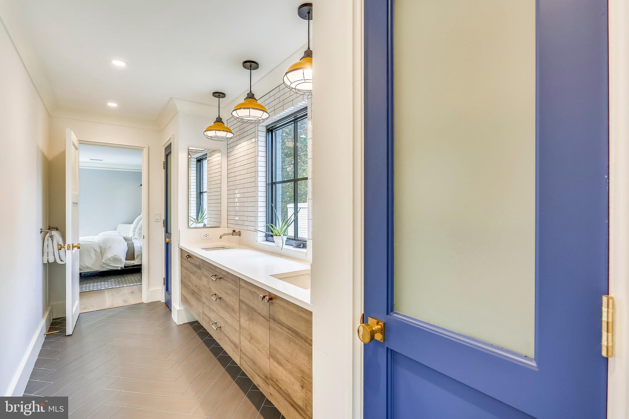 KENWOOD - Residential