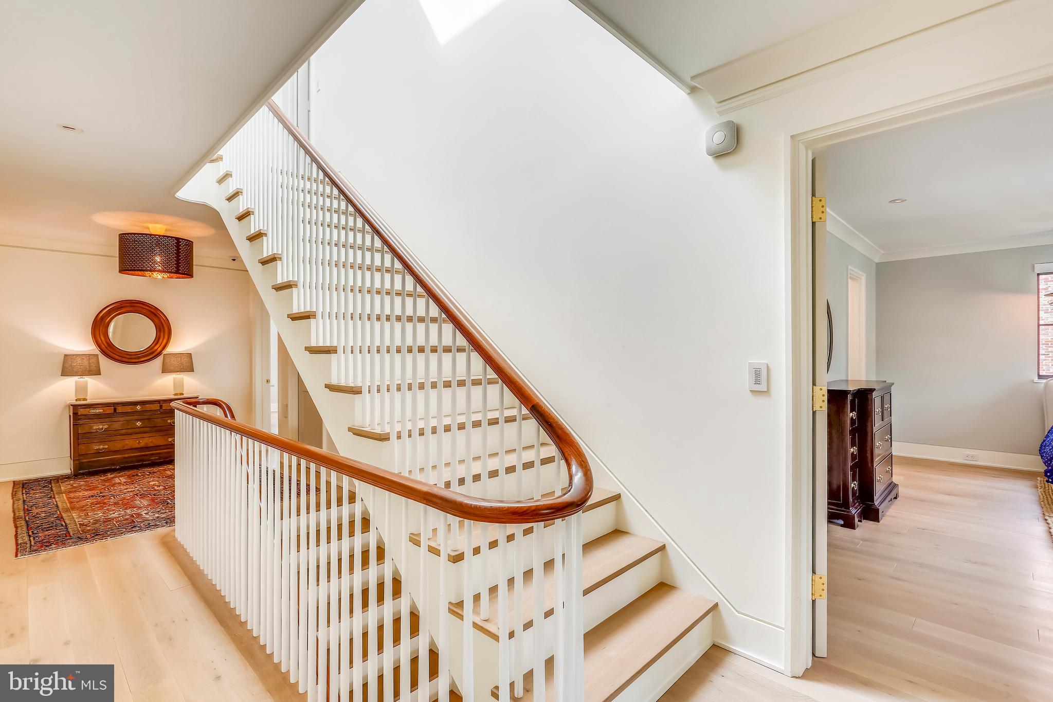 KENWOOD - Residential