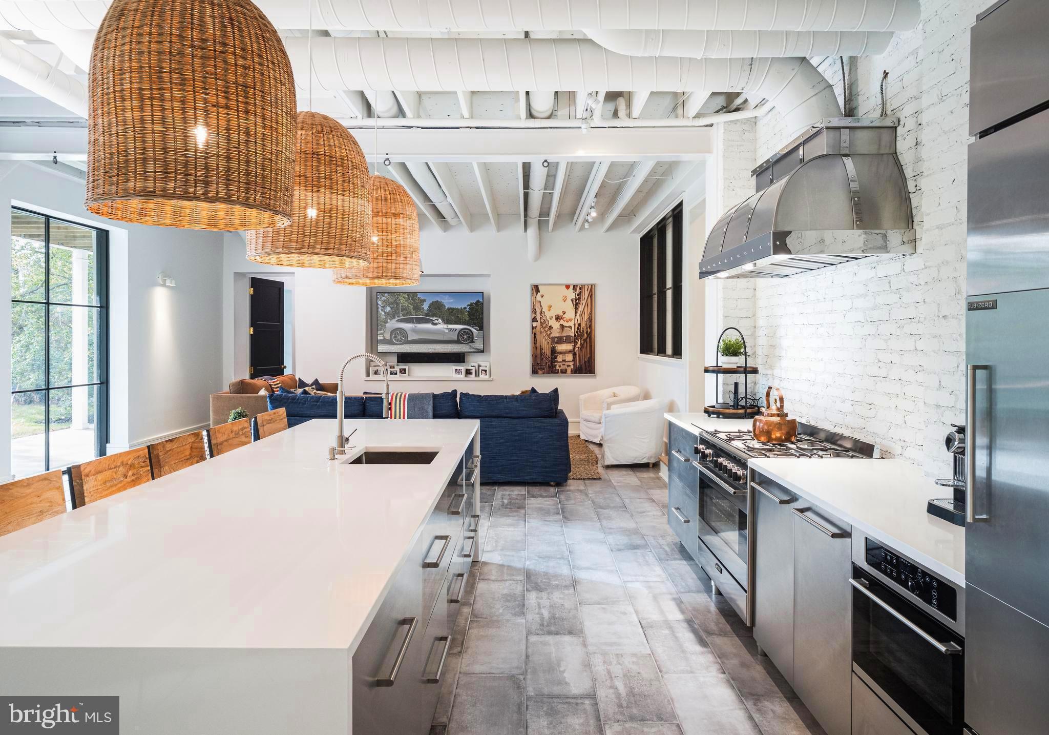 KENWOOD - Residential