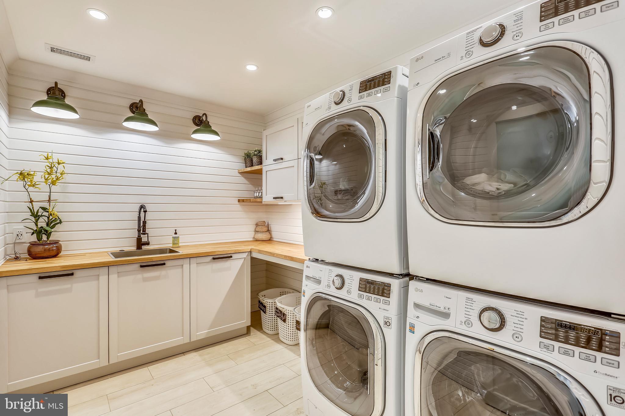 KENWOOD - Residential