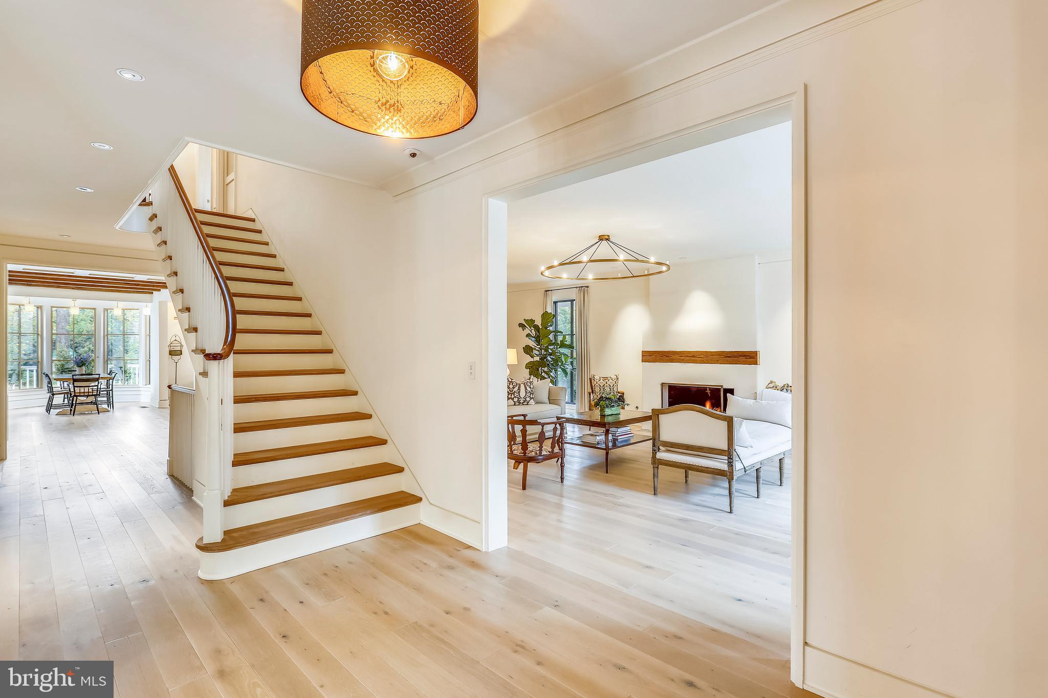 KENWOOD - Residential