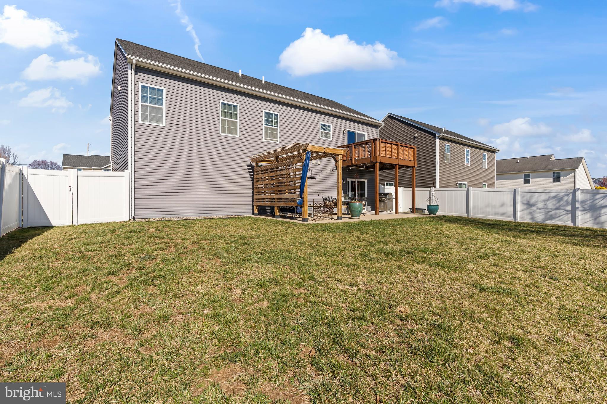 PRINCETON SHOALS - Residential