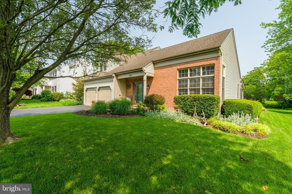 Photo of 140 Laurie Lane, LITITZ, PA 17543 (MLS # PALA2071108)