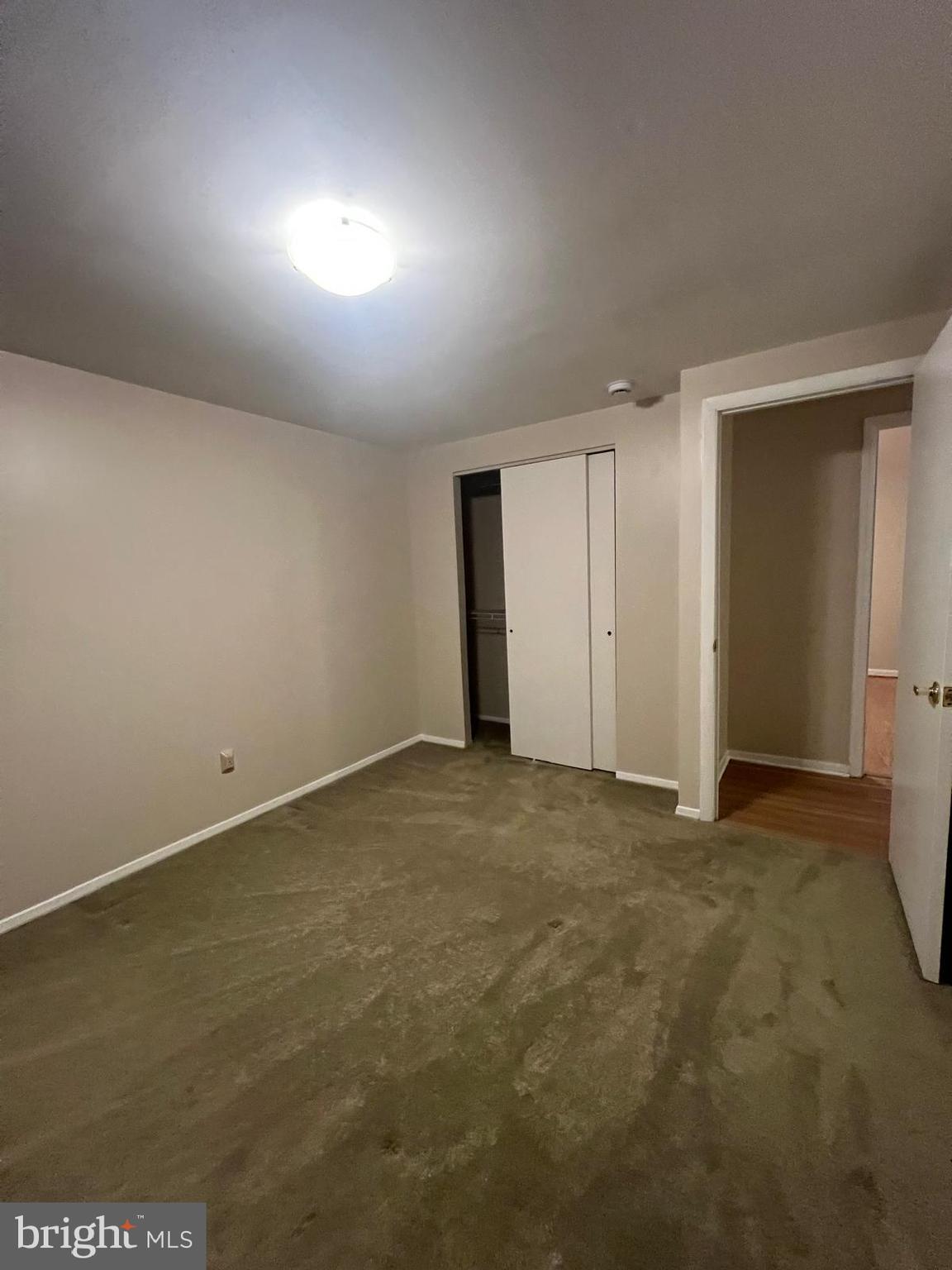 WOODBRIDGE VALLEY - Residential Lease