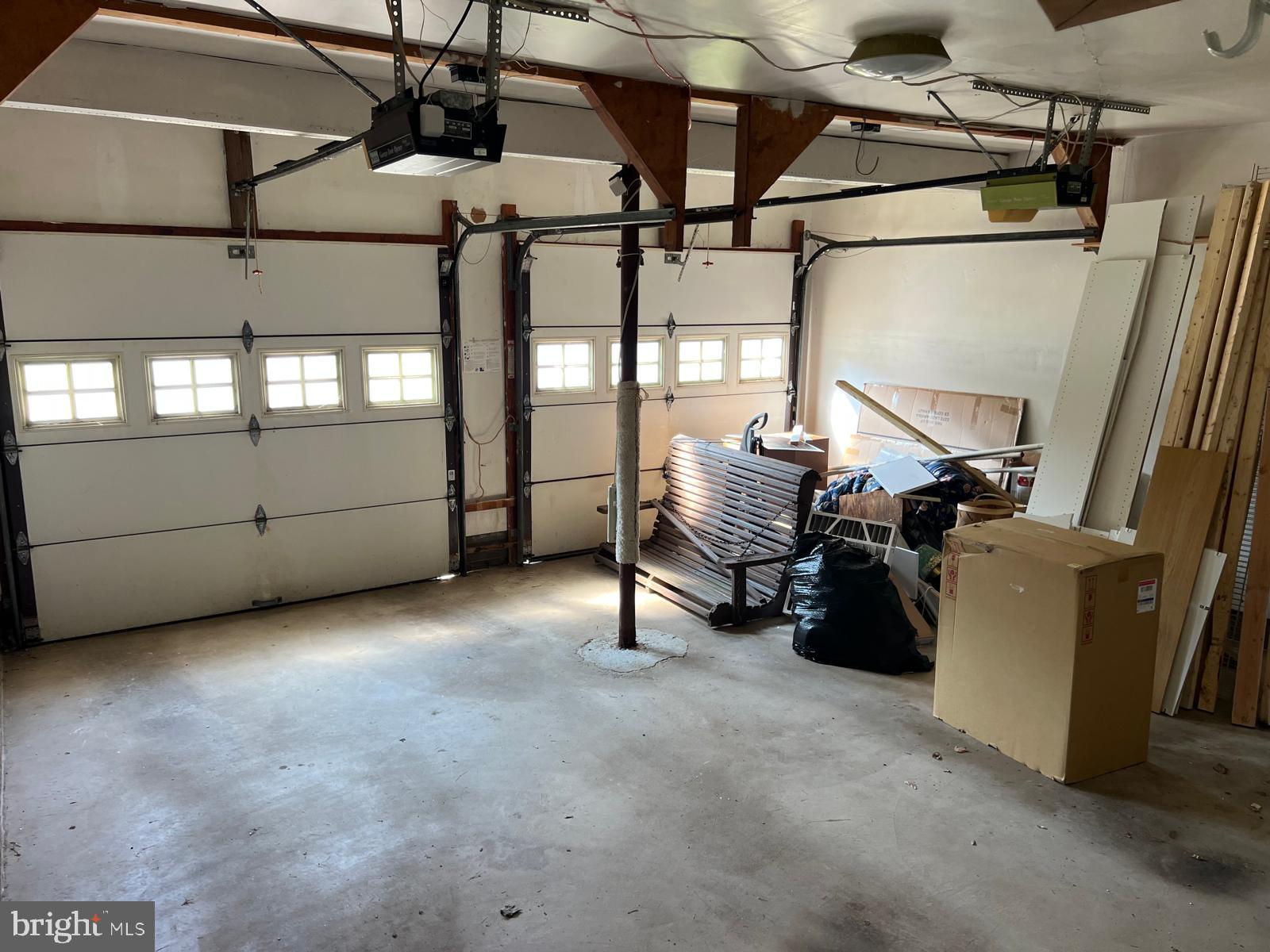 WOODBRIDGE VALLEY - Residential Lease