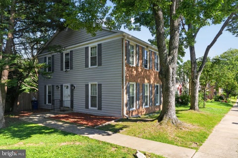 Townhouse For Sale - 9215 Weathervane Place<br/> GAITHERSBURG, MD 20886