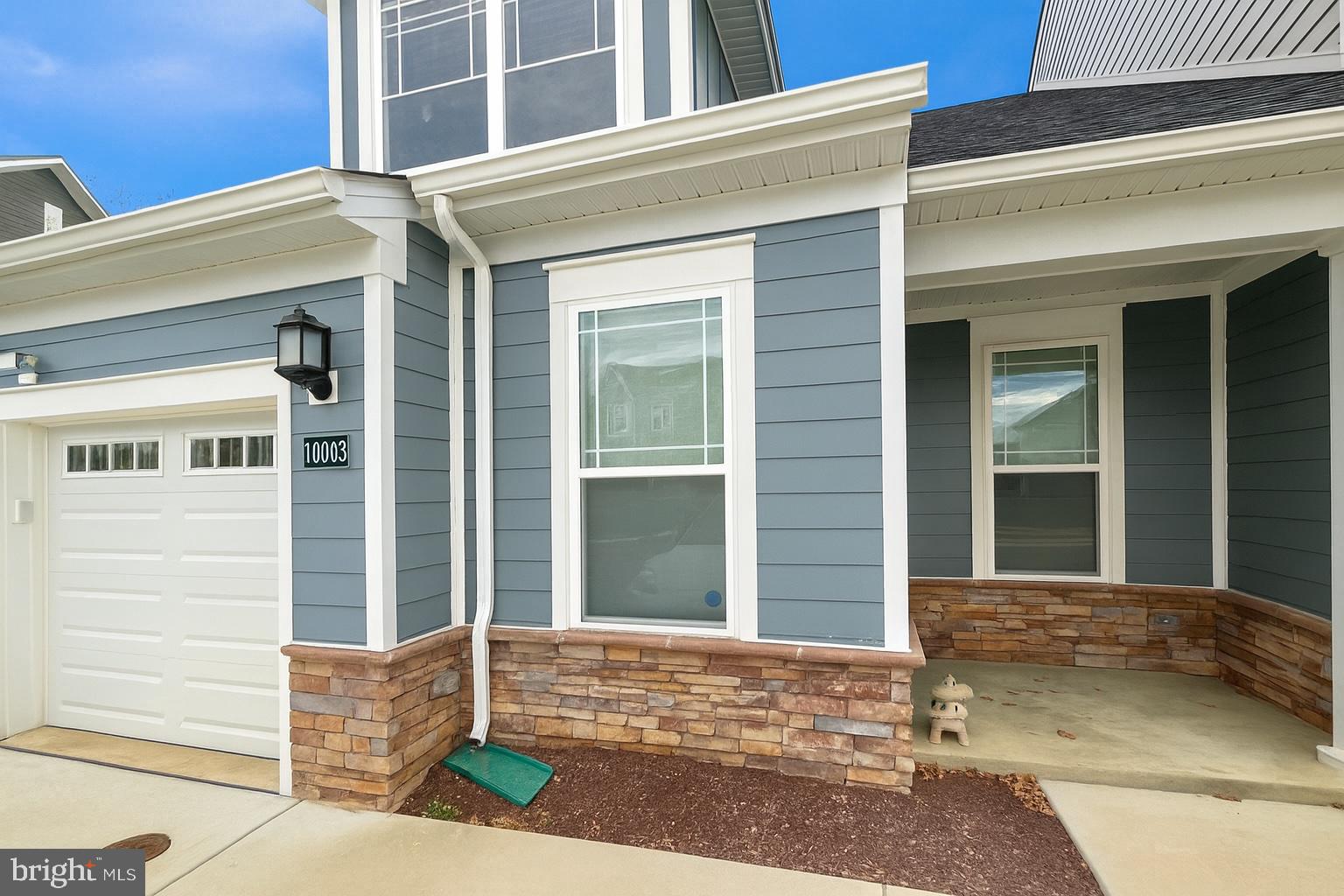 10603 MOUNT RAINIER PL