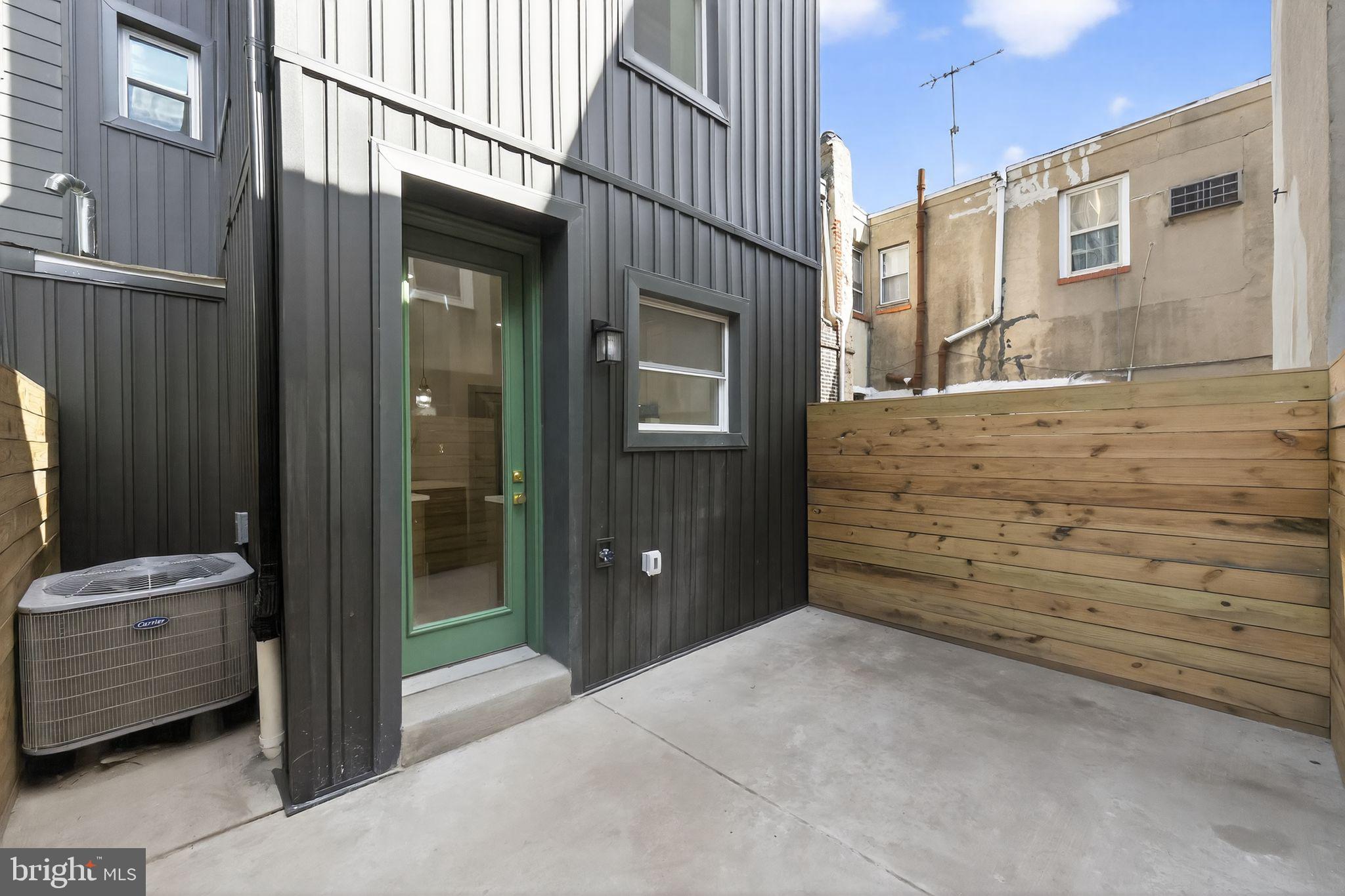 PASSYUNK SQUARE - Residential