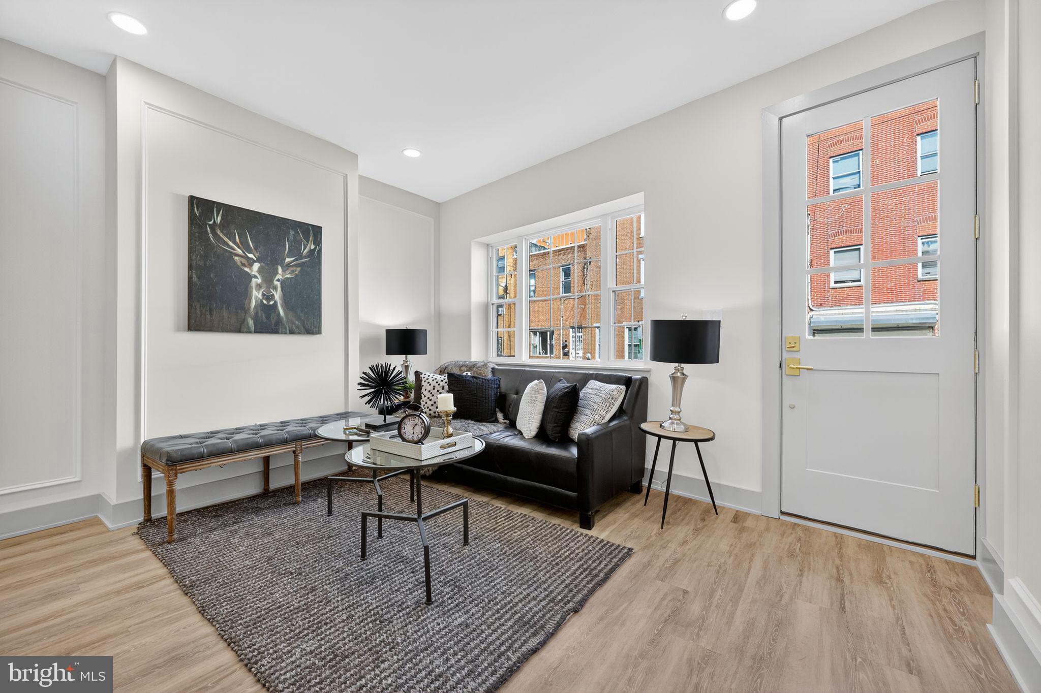 PASSYUNK SQUARE - Residential