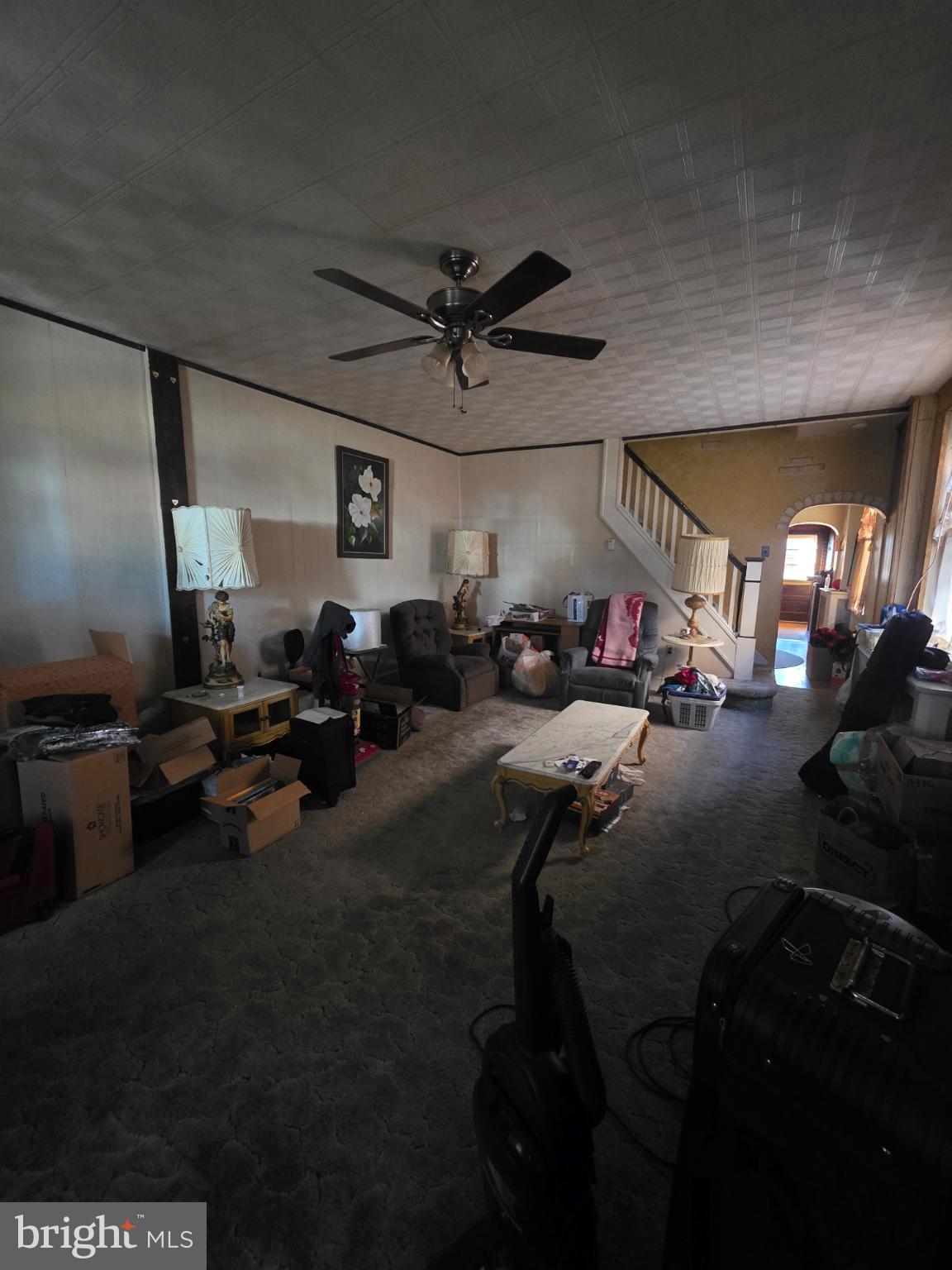 LAWNCREST - Residential