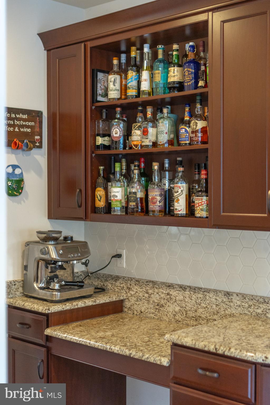 SAYBROOK - Residential