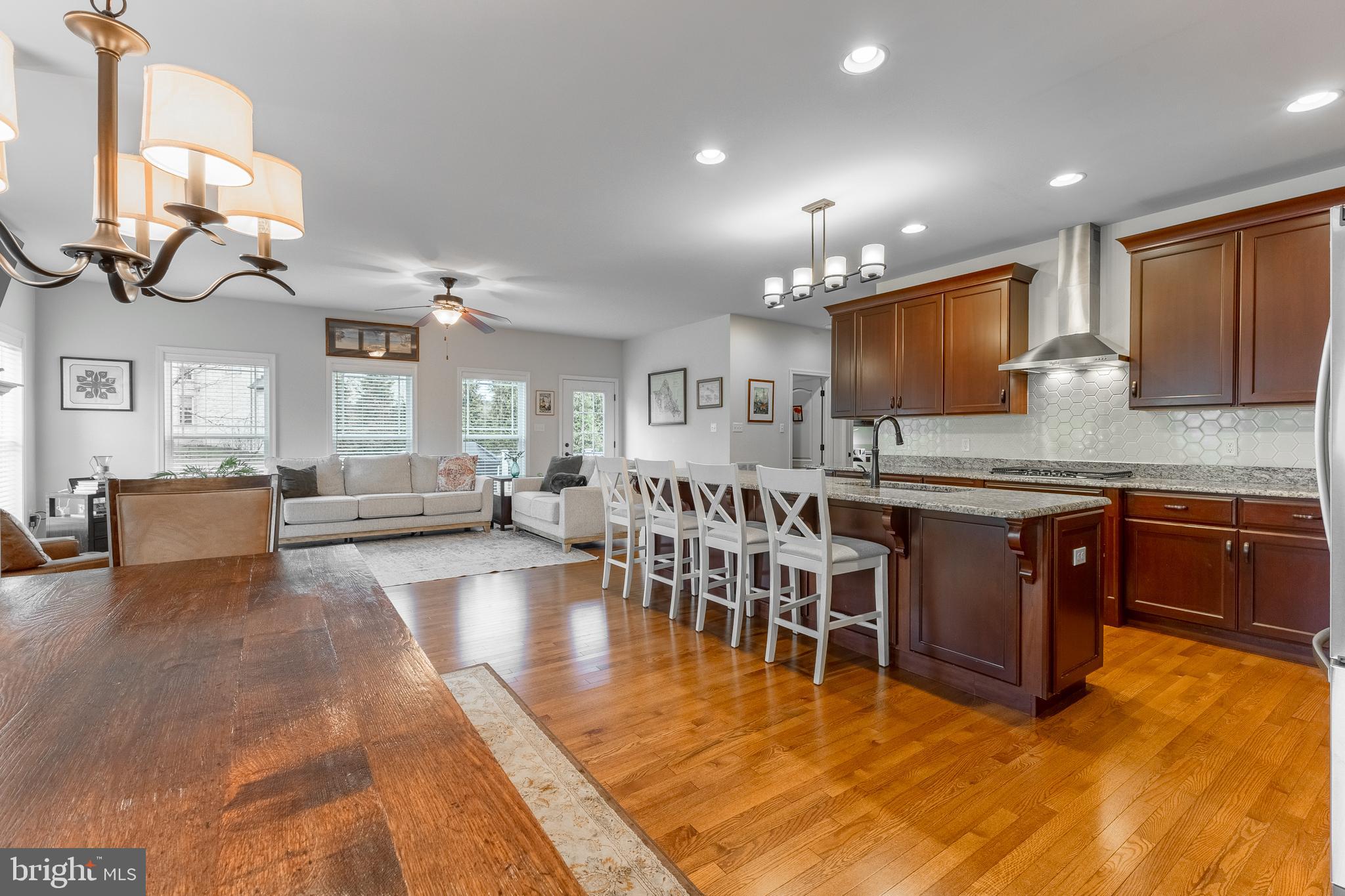 SAYBROOK - Residential