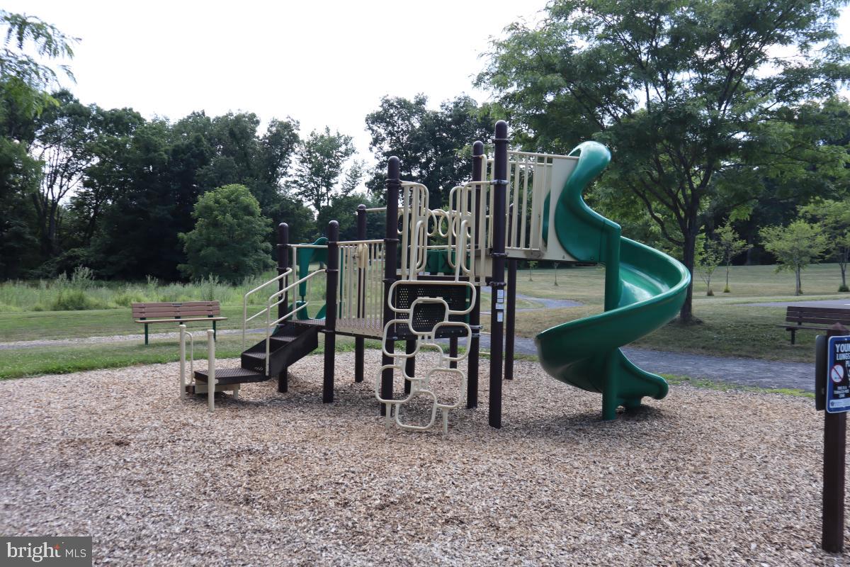 SAYBROOK - Residential