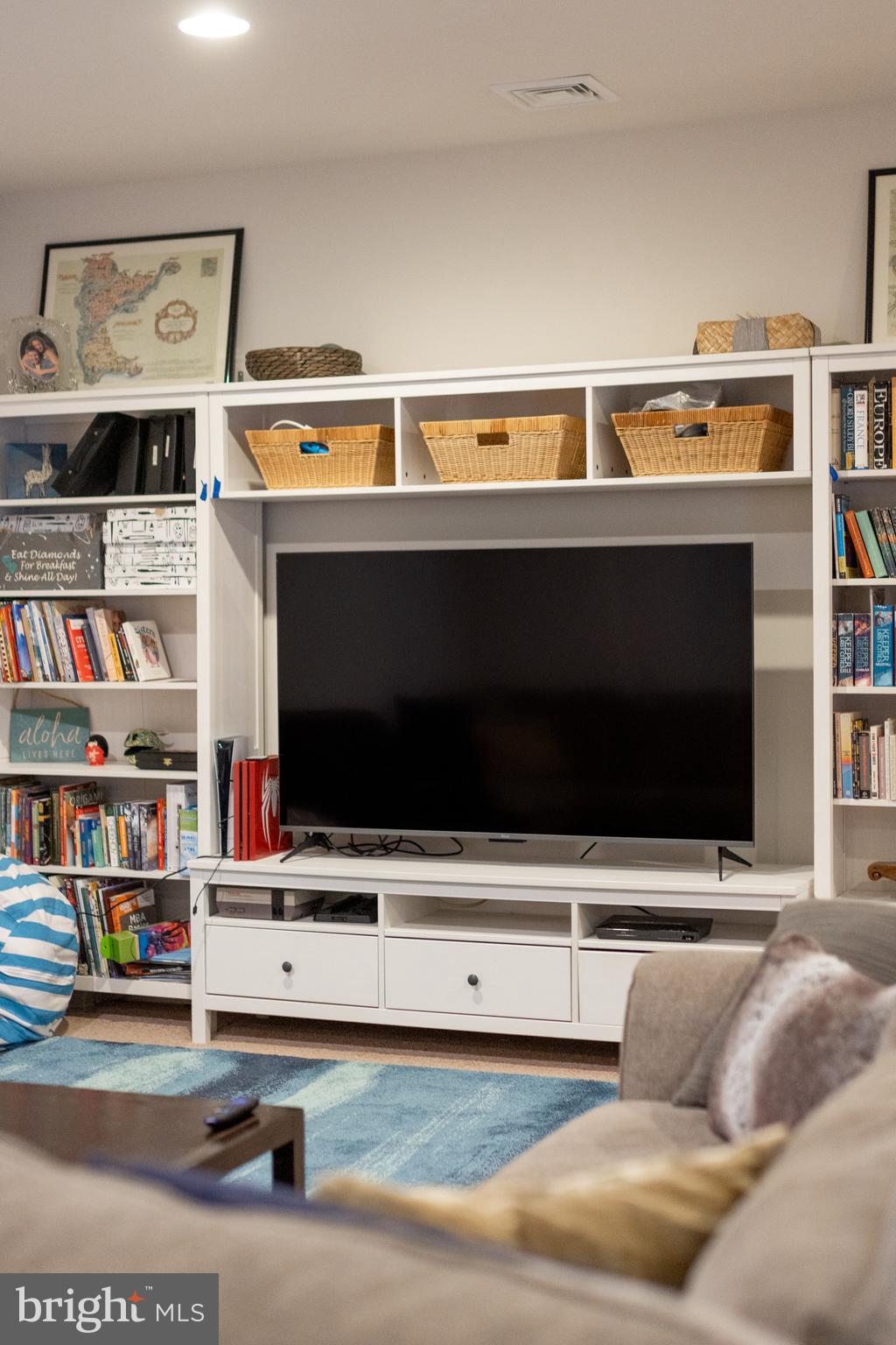 SAYBROOK - Residential