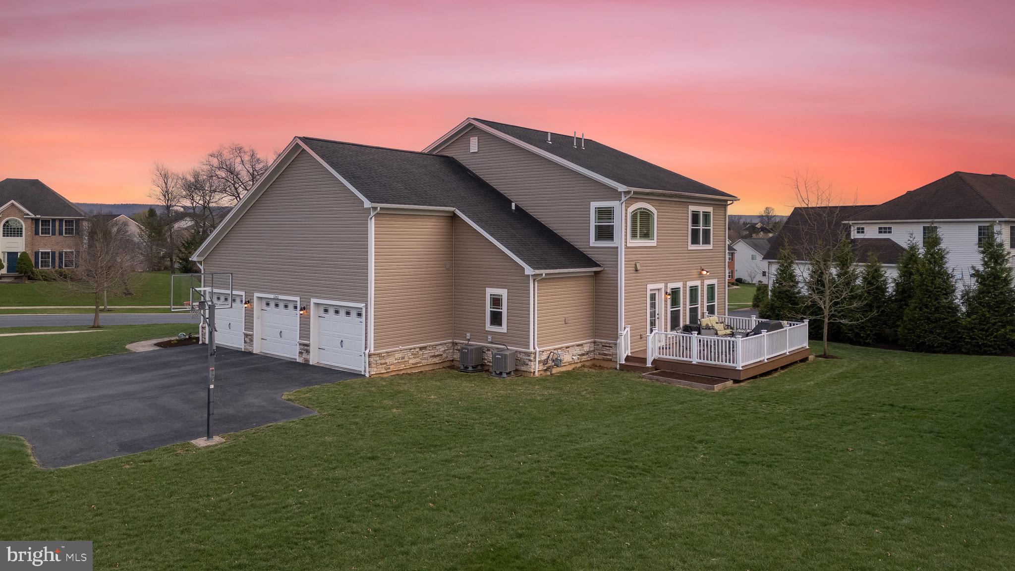 SAYBROOK - Residential