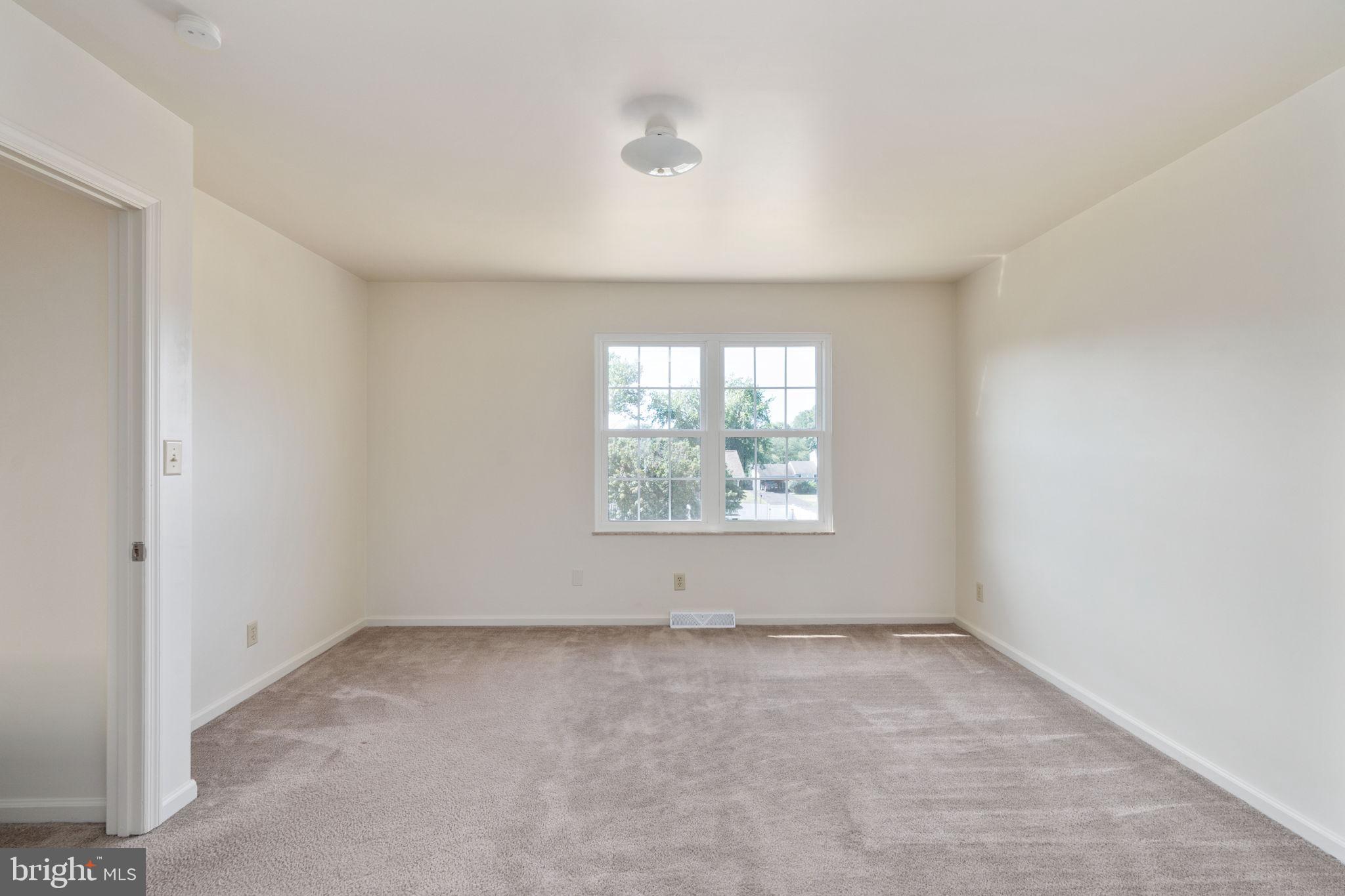 GRAFTON VILLAGE - Residential