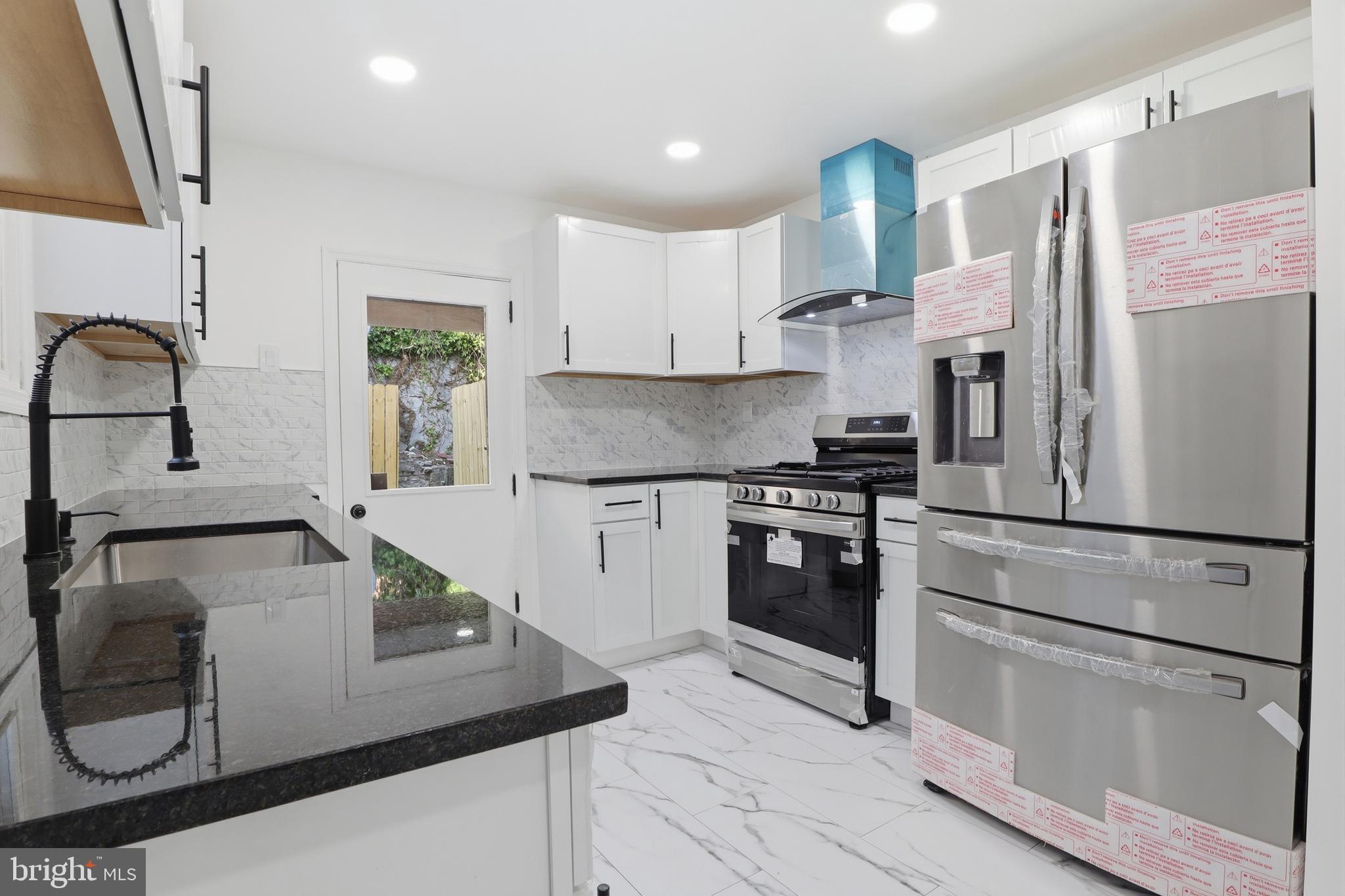 COLUMBIA - Residential