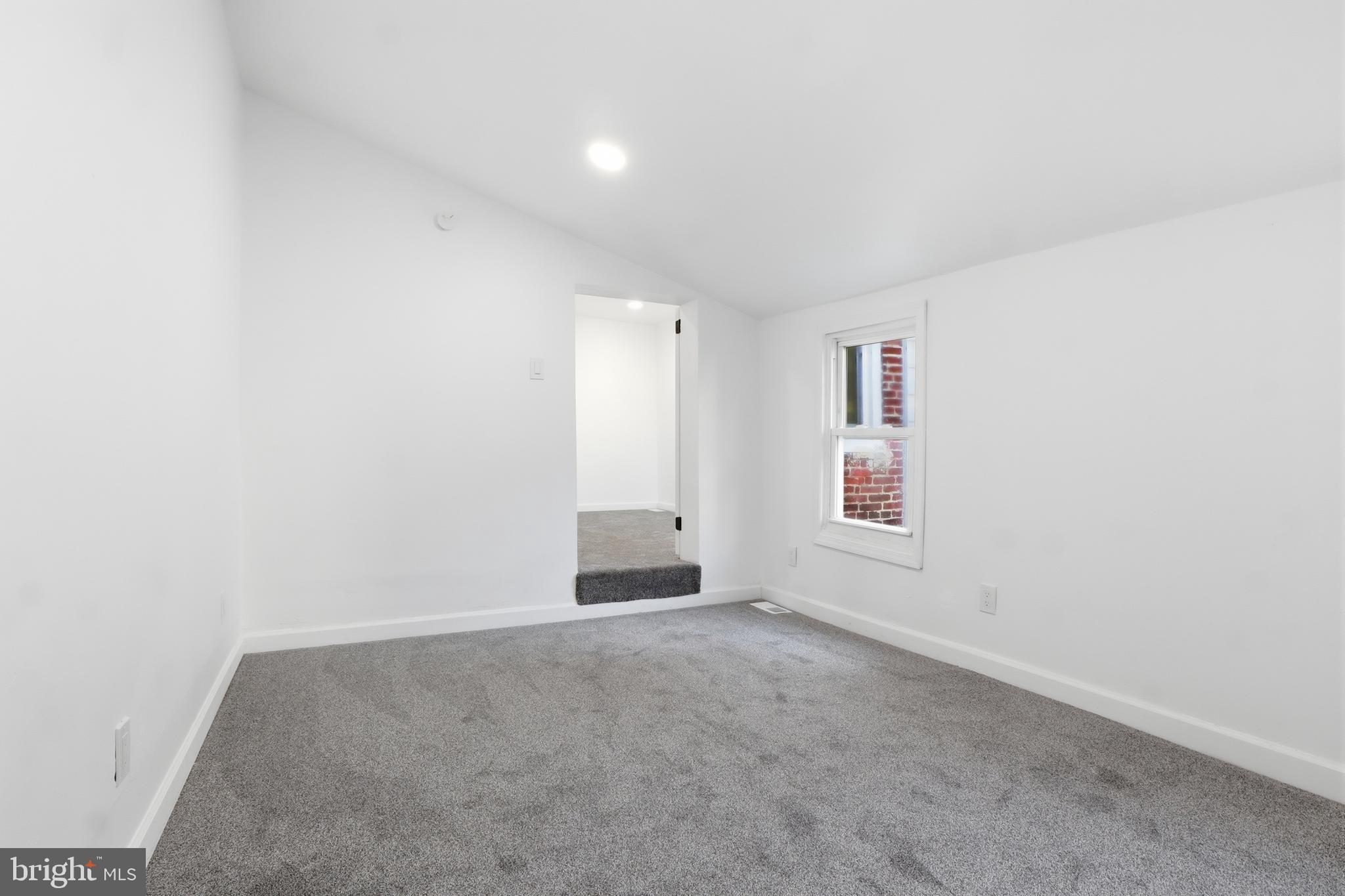 COLUMBIA - Residential