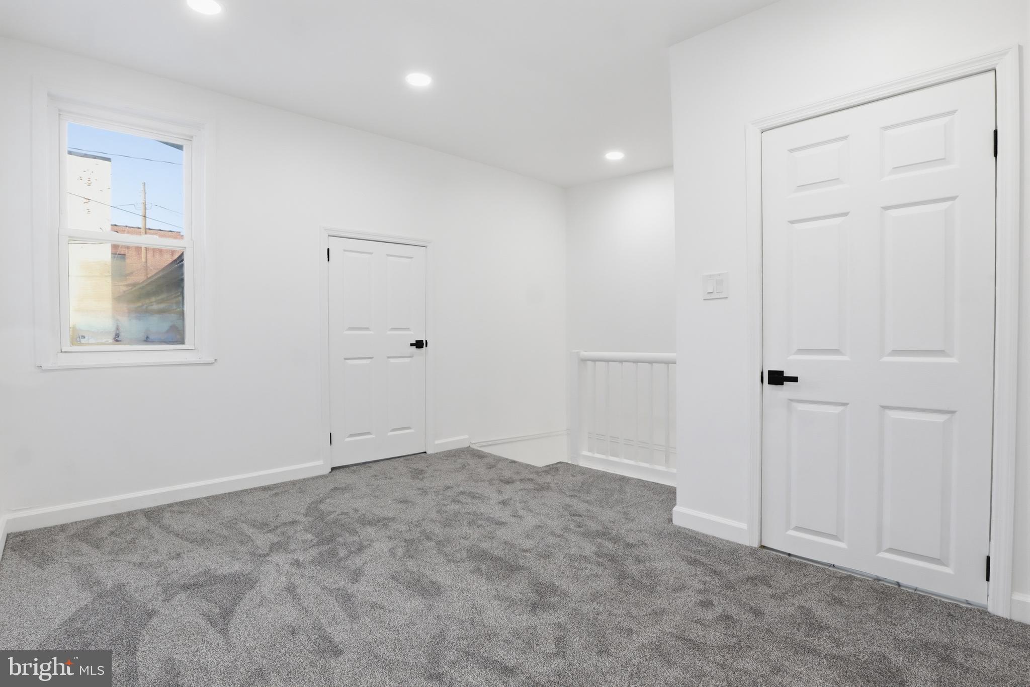 COLUMBIA - Residential