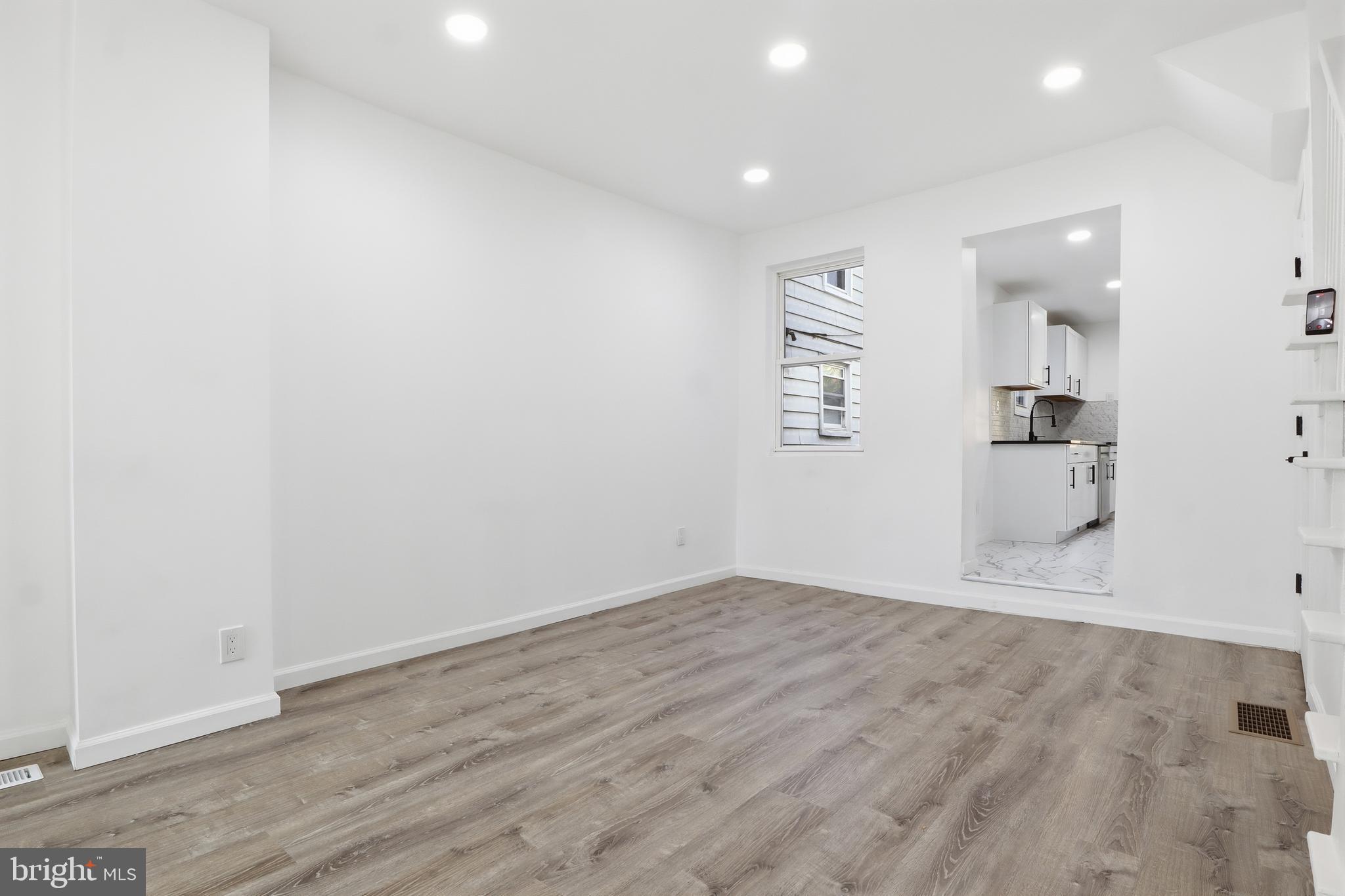 COLUMBIA - Residential