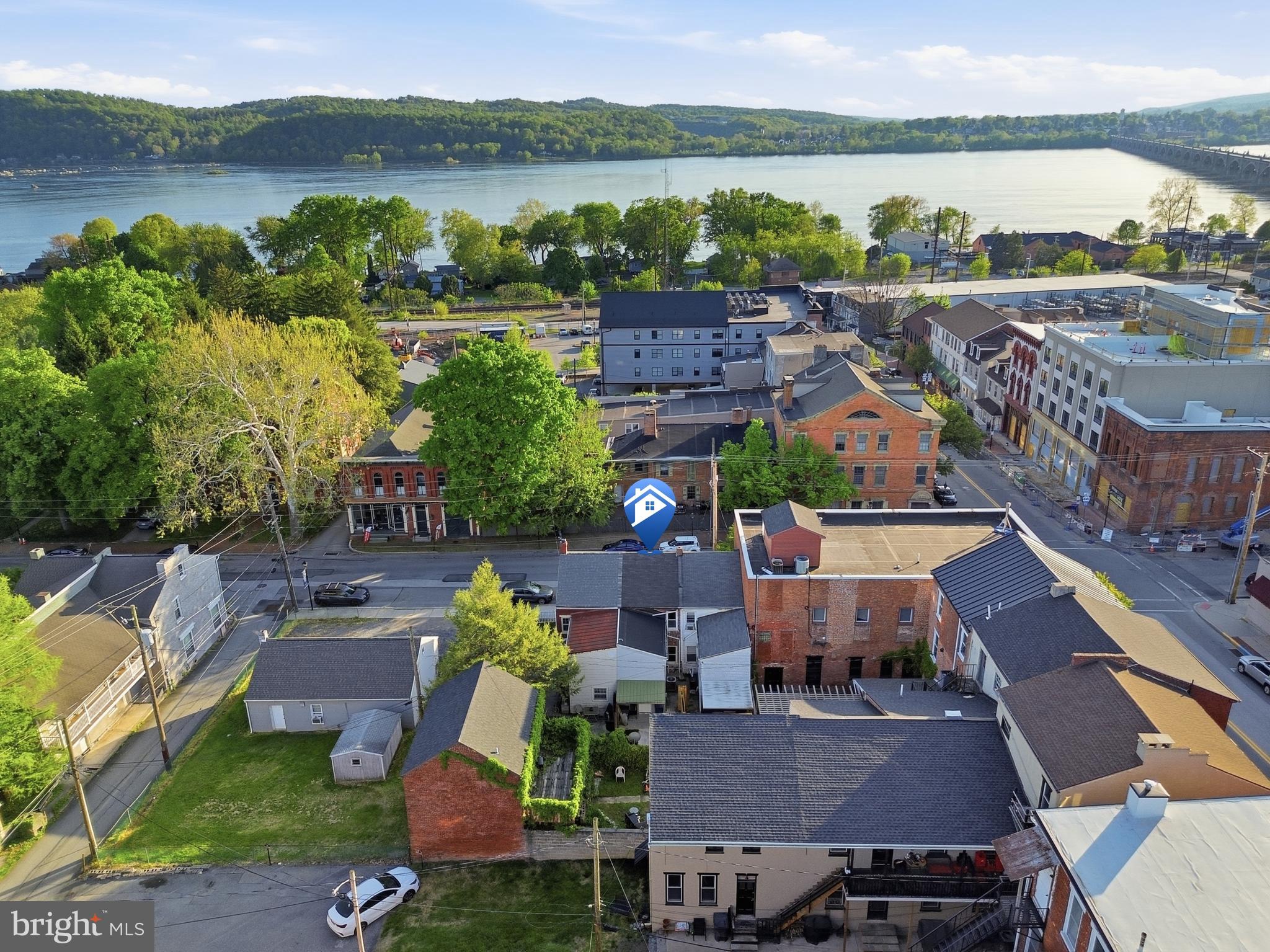 COLUMBIA - Residential