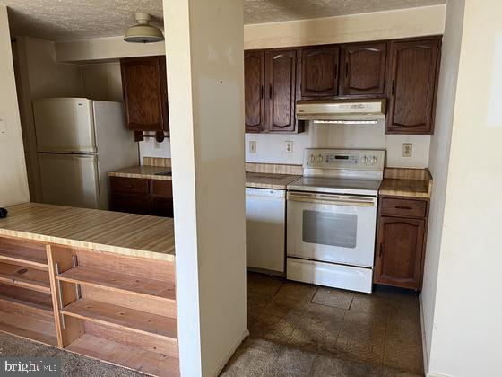 AMBERTOWNE - Residential