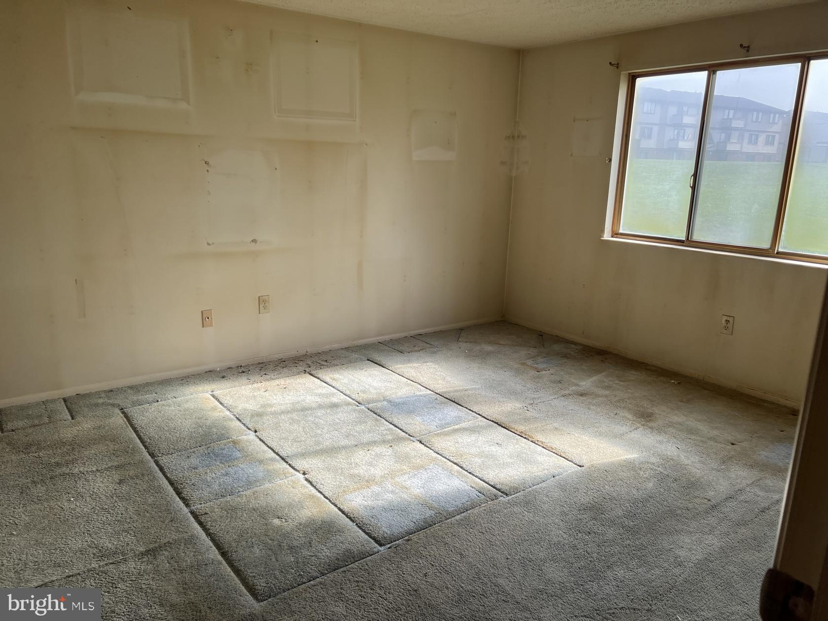 AMBERTOWNE - Residential