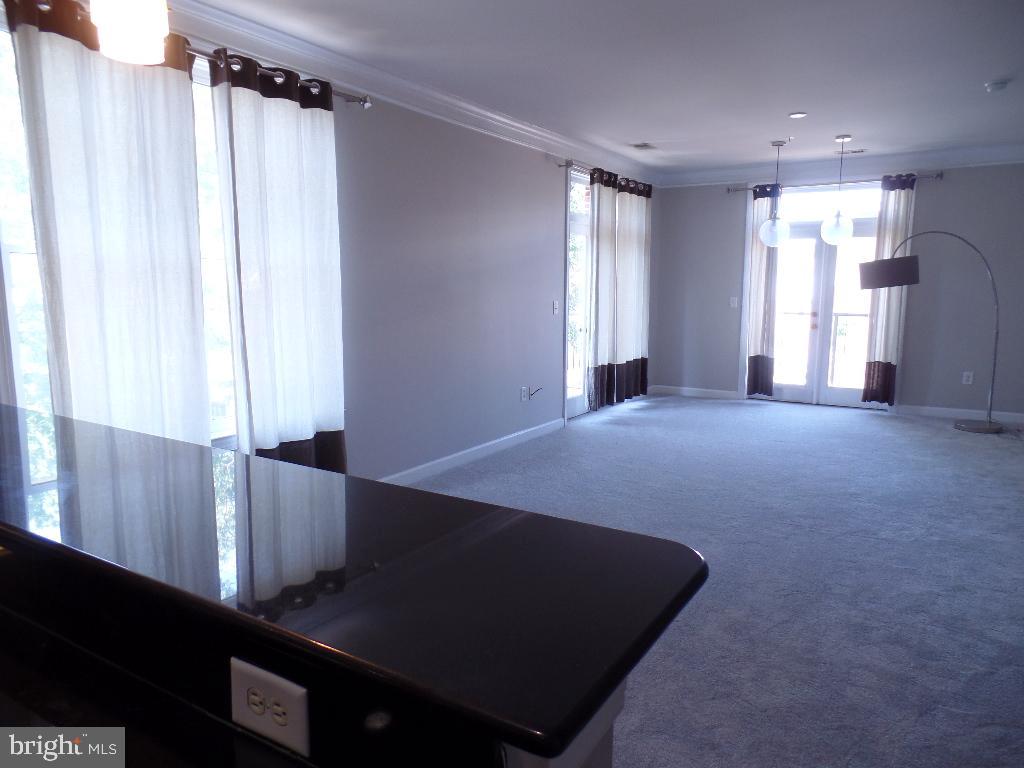 35 E ALL SAINTS STREET 212