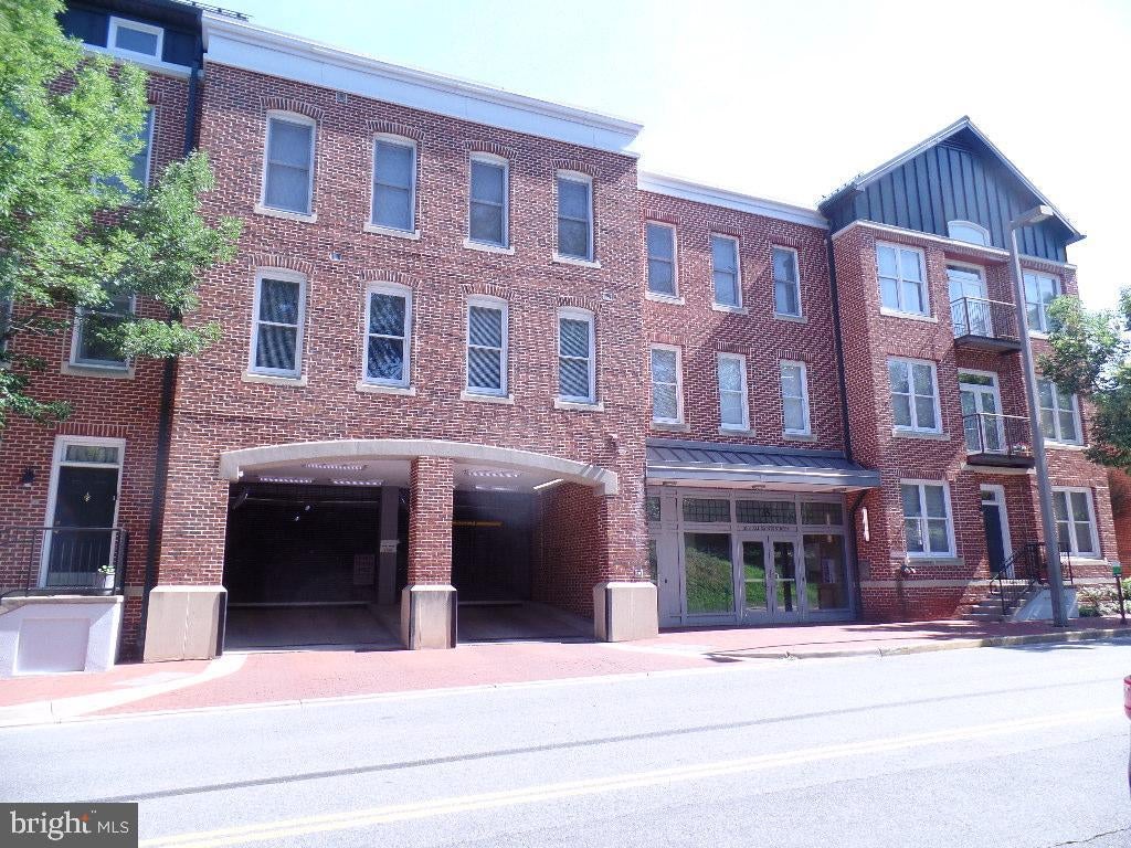 35 E ALL SAINTS STREET 212