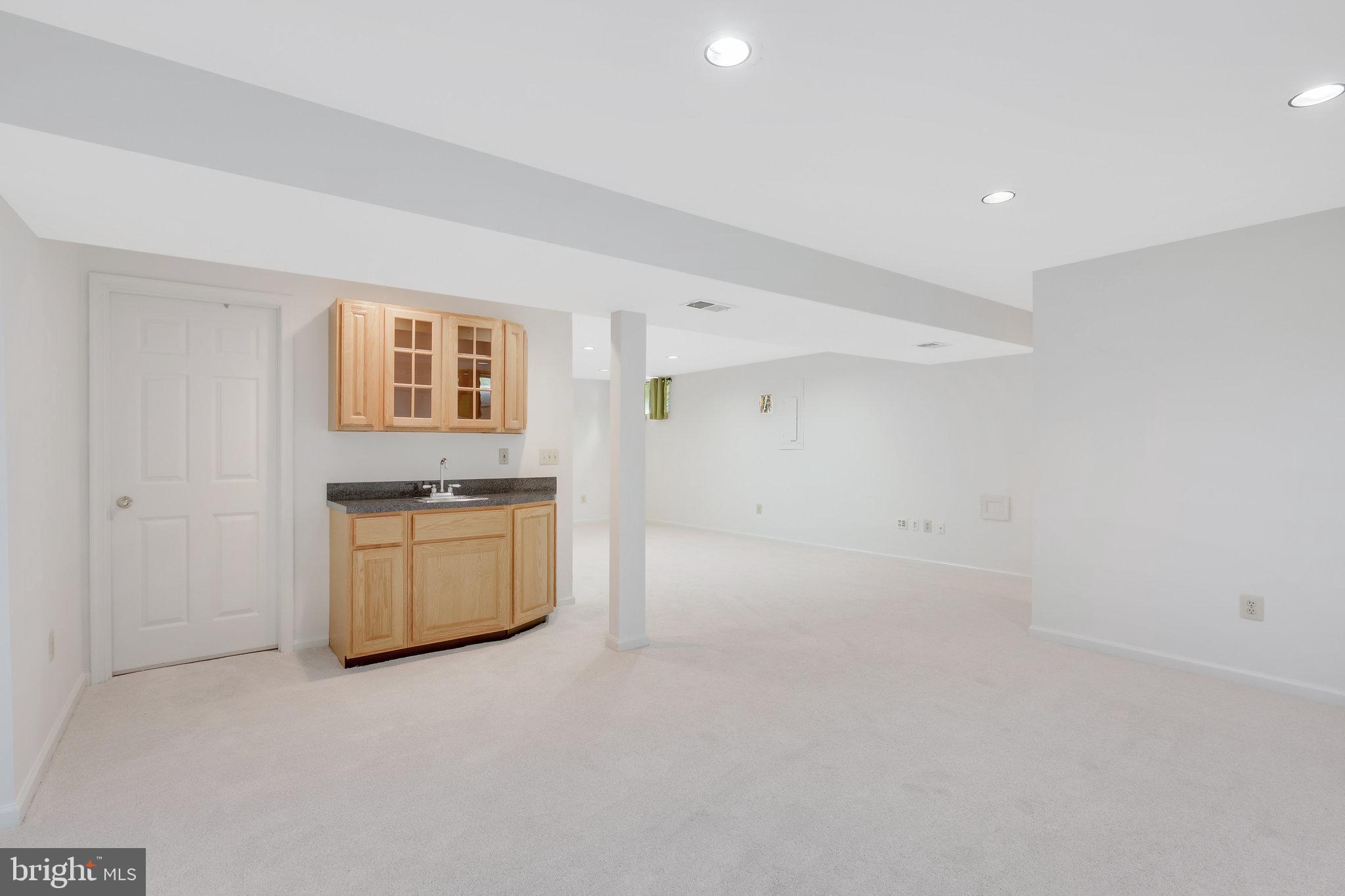 CINNAMON OAKS - Residential