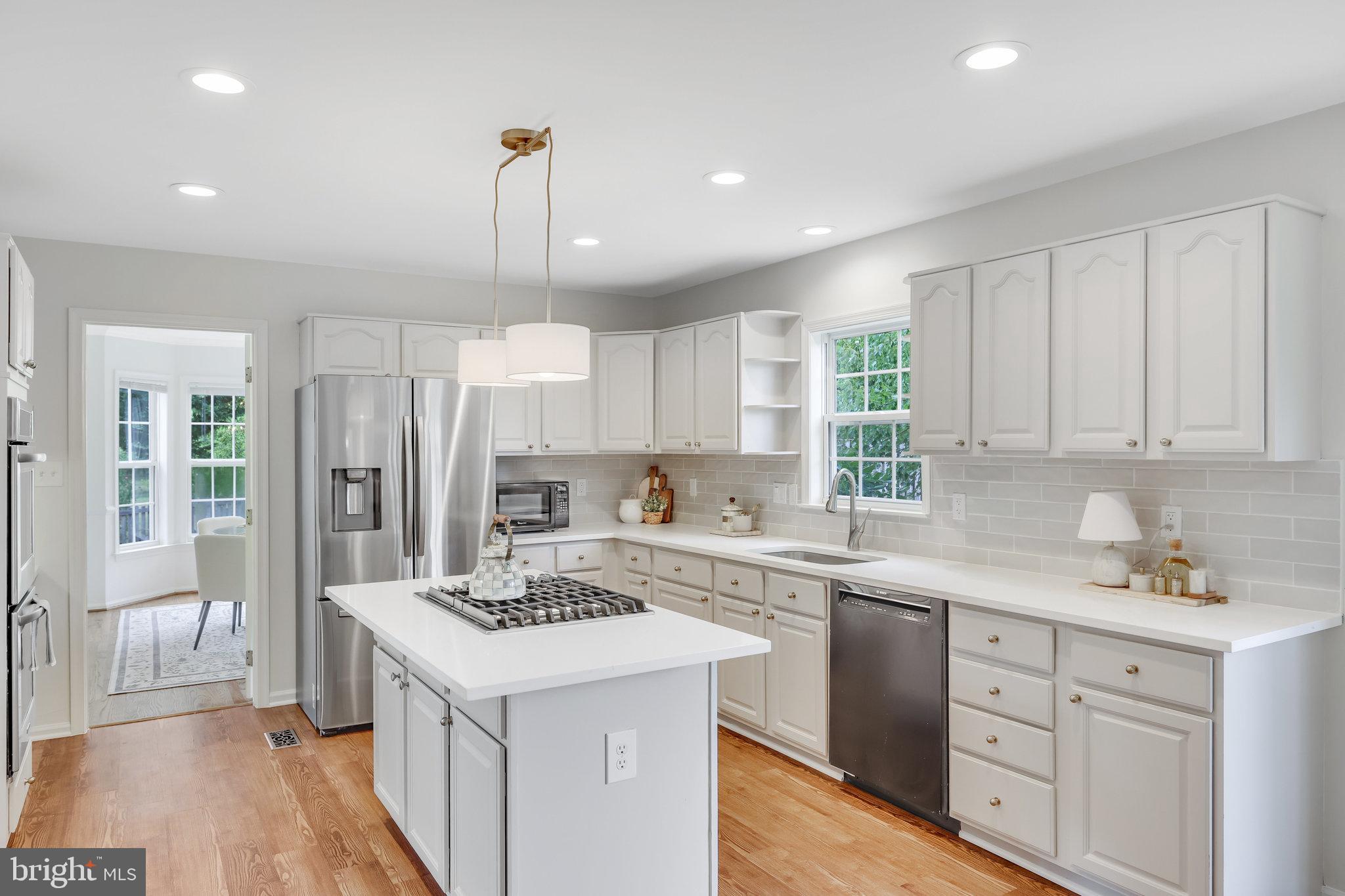 CINNAMON OAKS - Residential