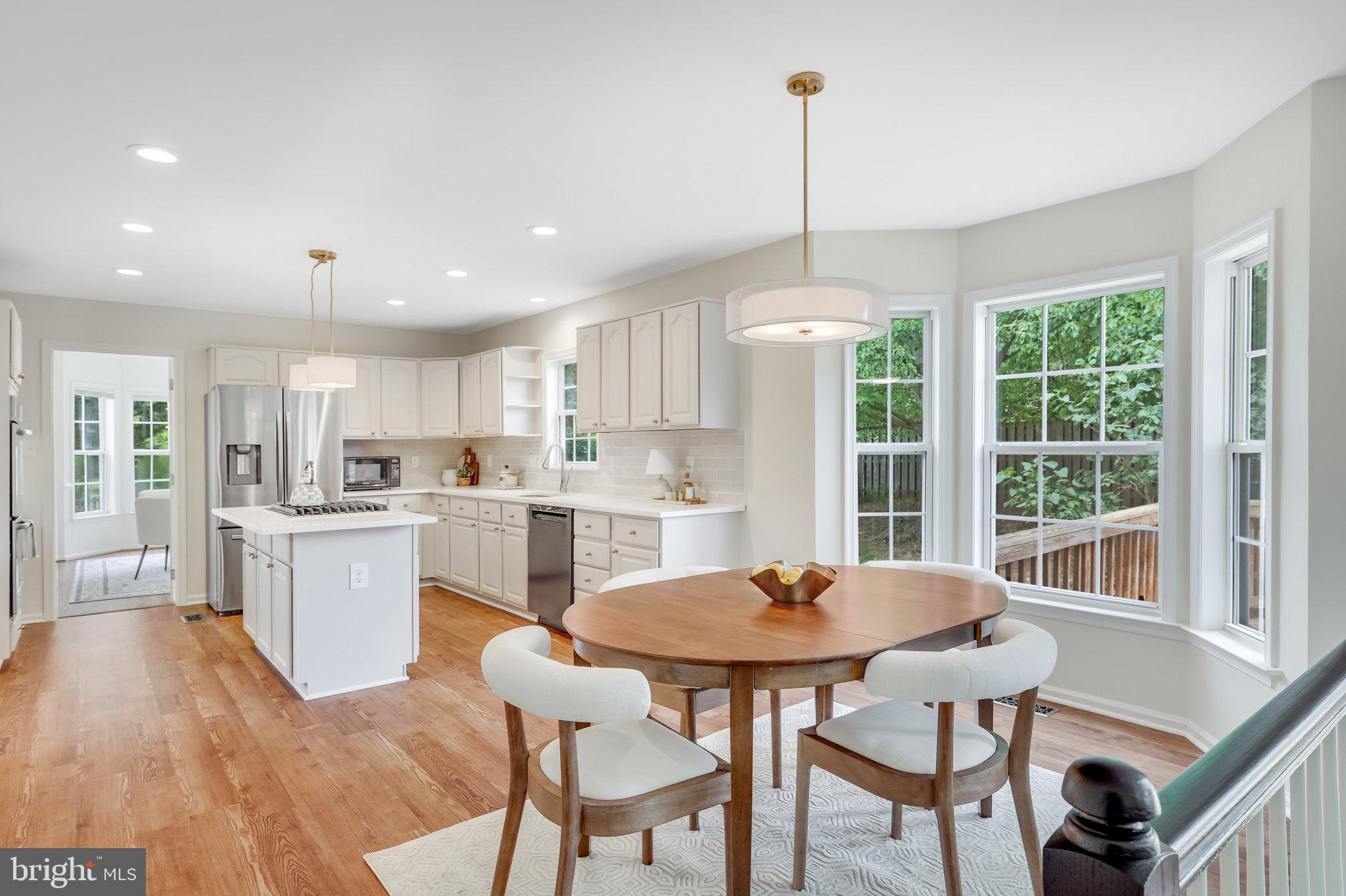 CINNAMON OAKS - Residential