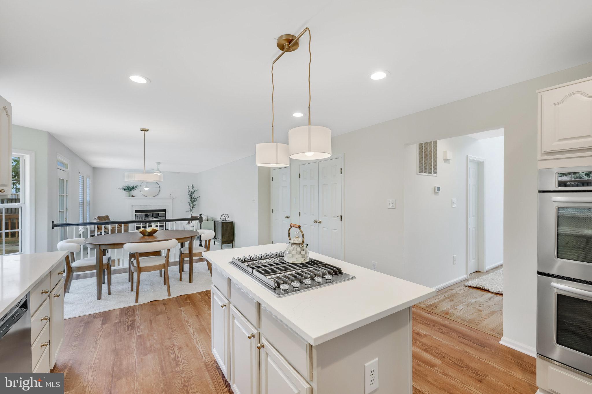 CINNAMON OAKS - Residential